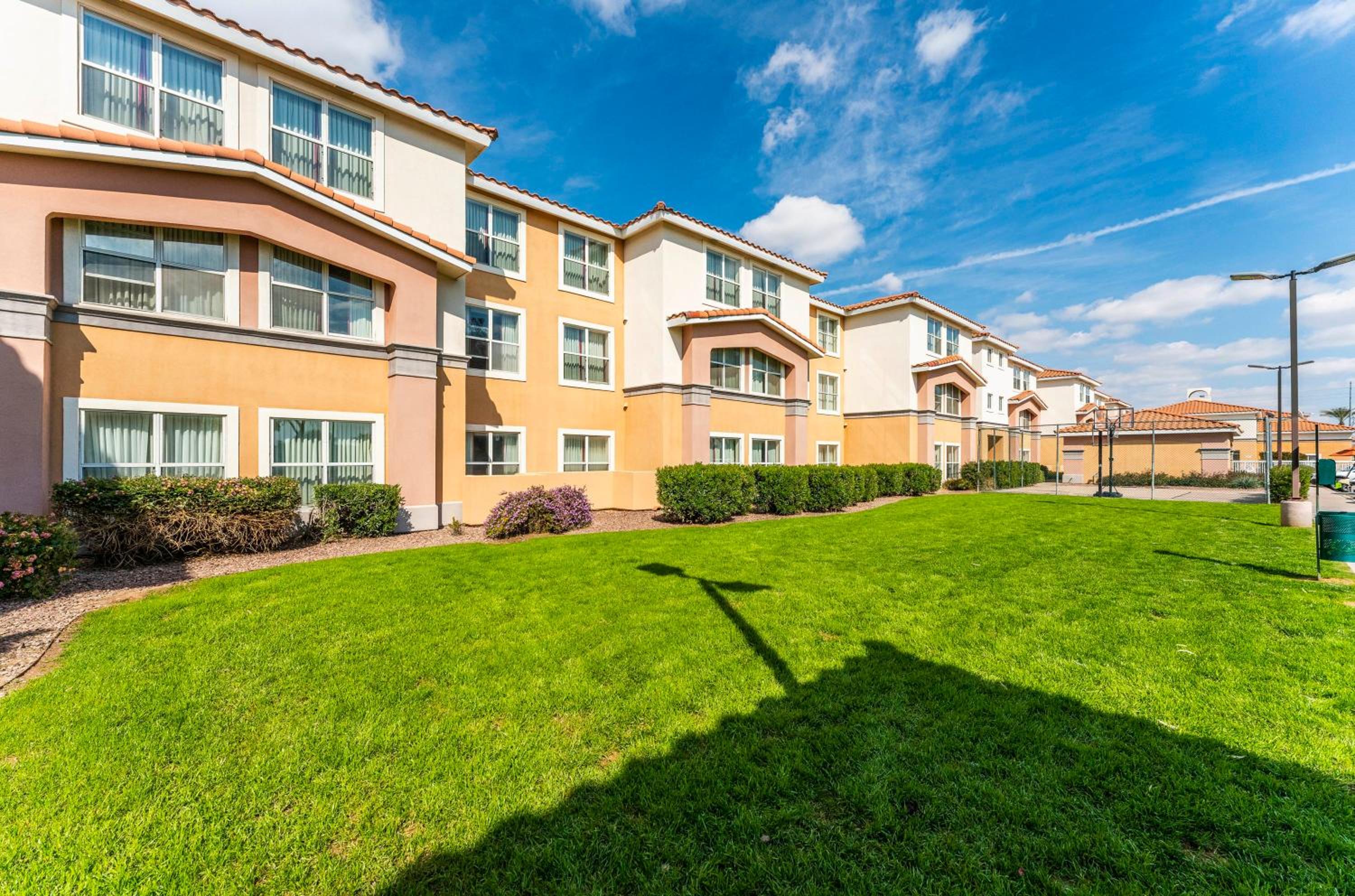 Metro Scottsdale Apartments 1 bd 1 ba PREMIUM view 3