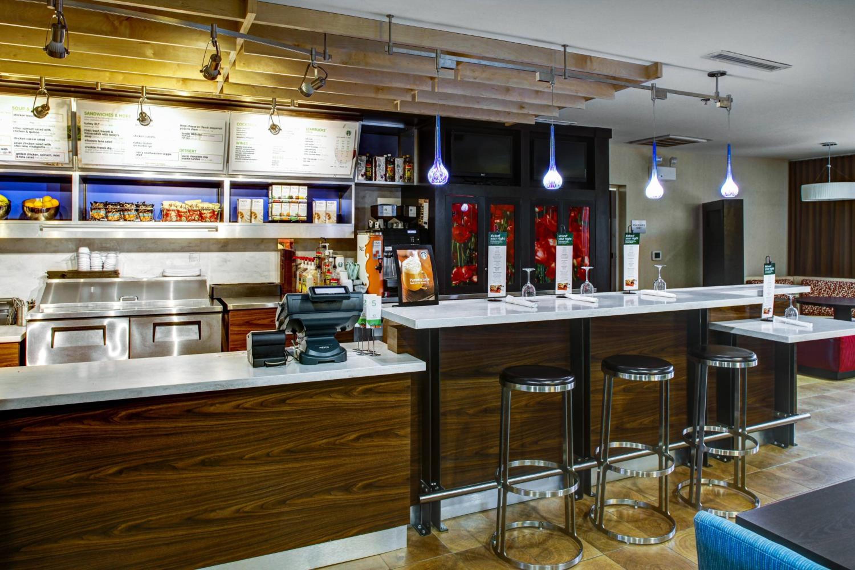 New Bern Vacations - Courtyard by Marriott New Bern - Property Image 10