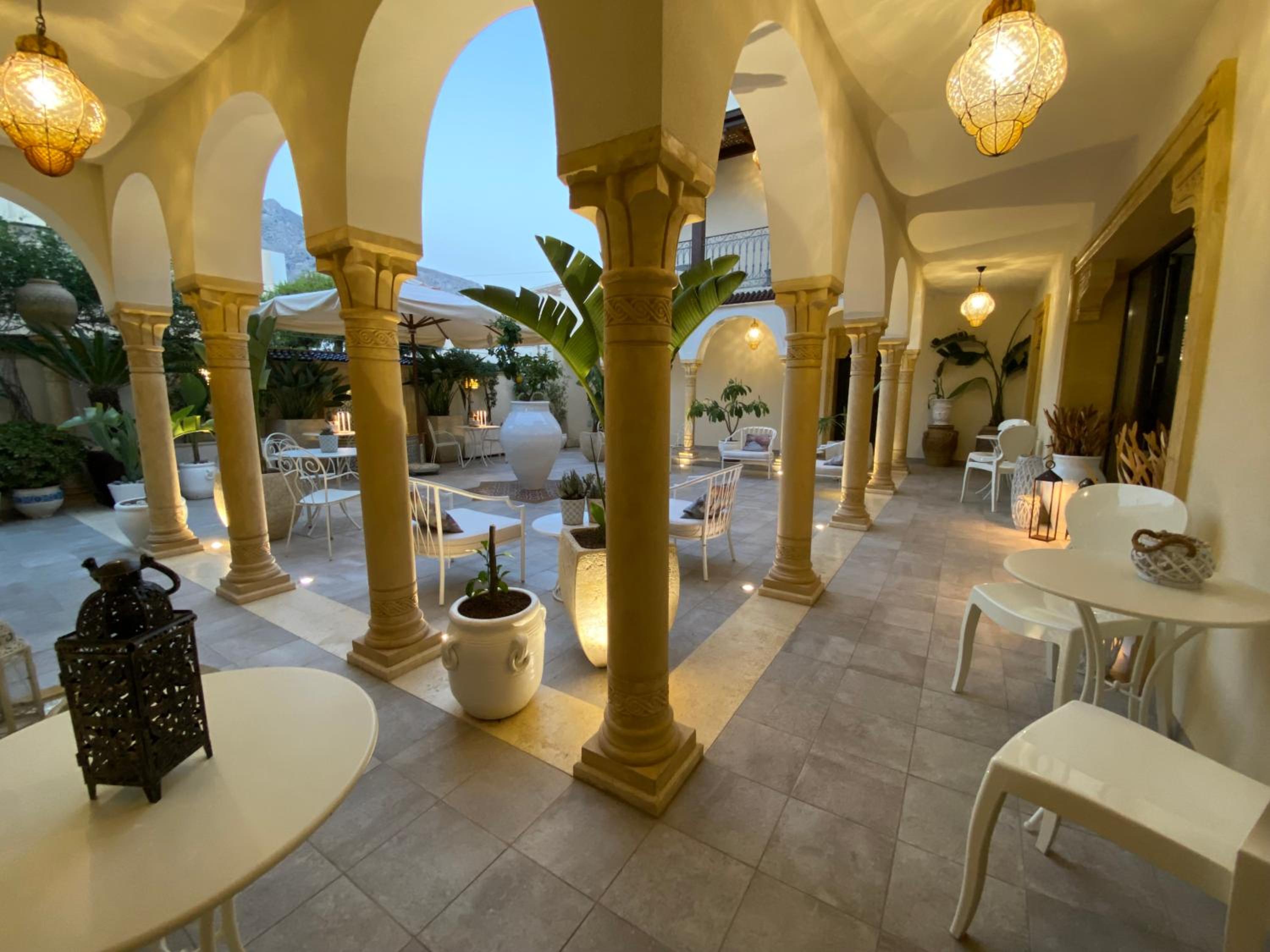 RIAD Comfort Rooms