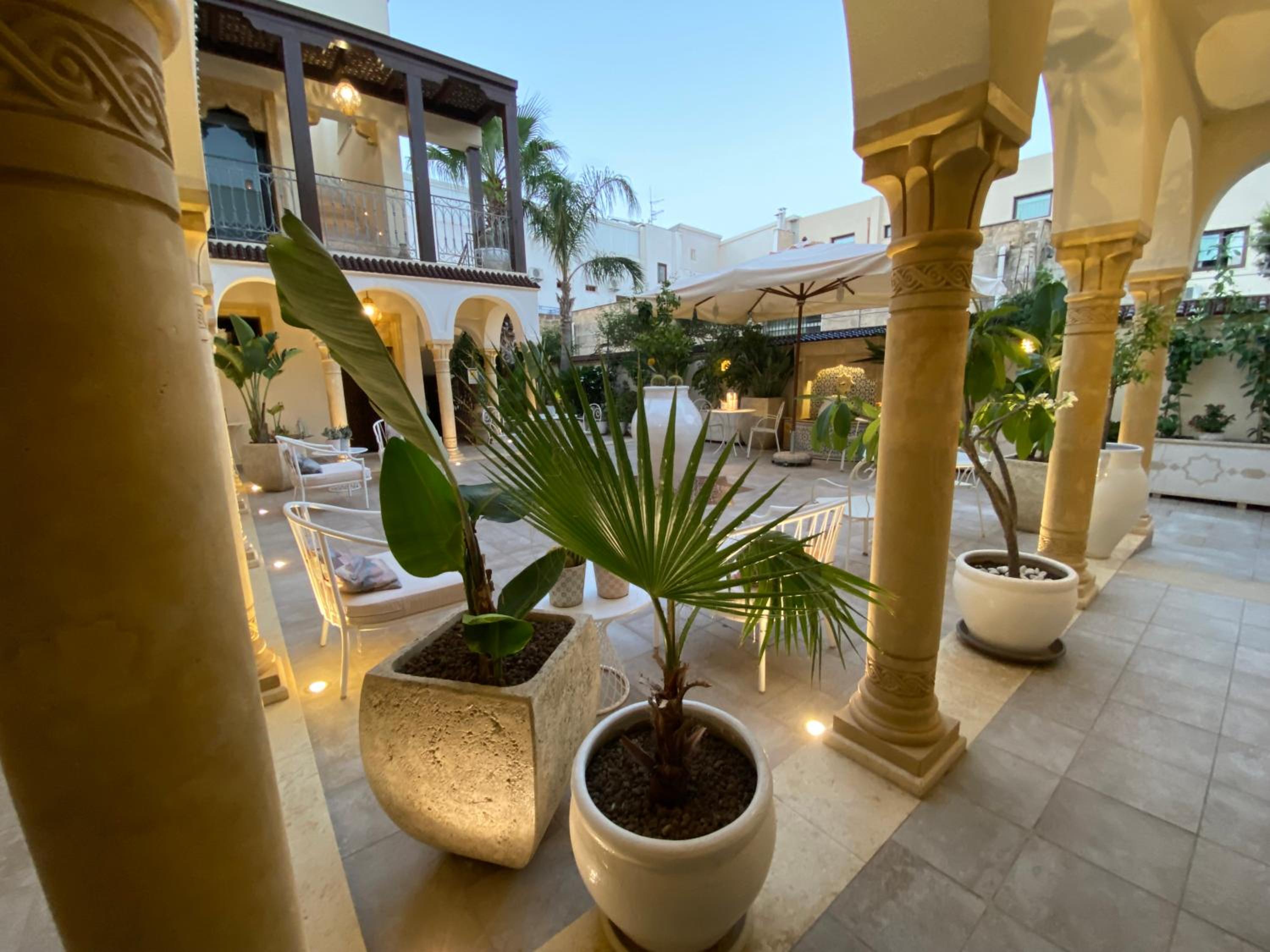 RIAD Comfort Rooms