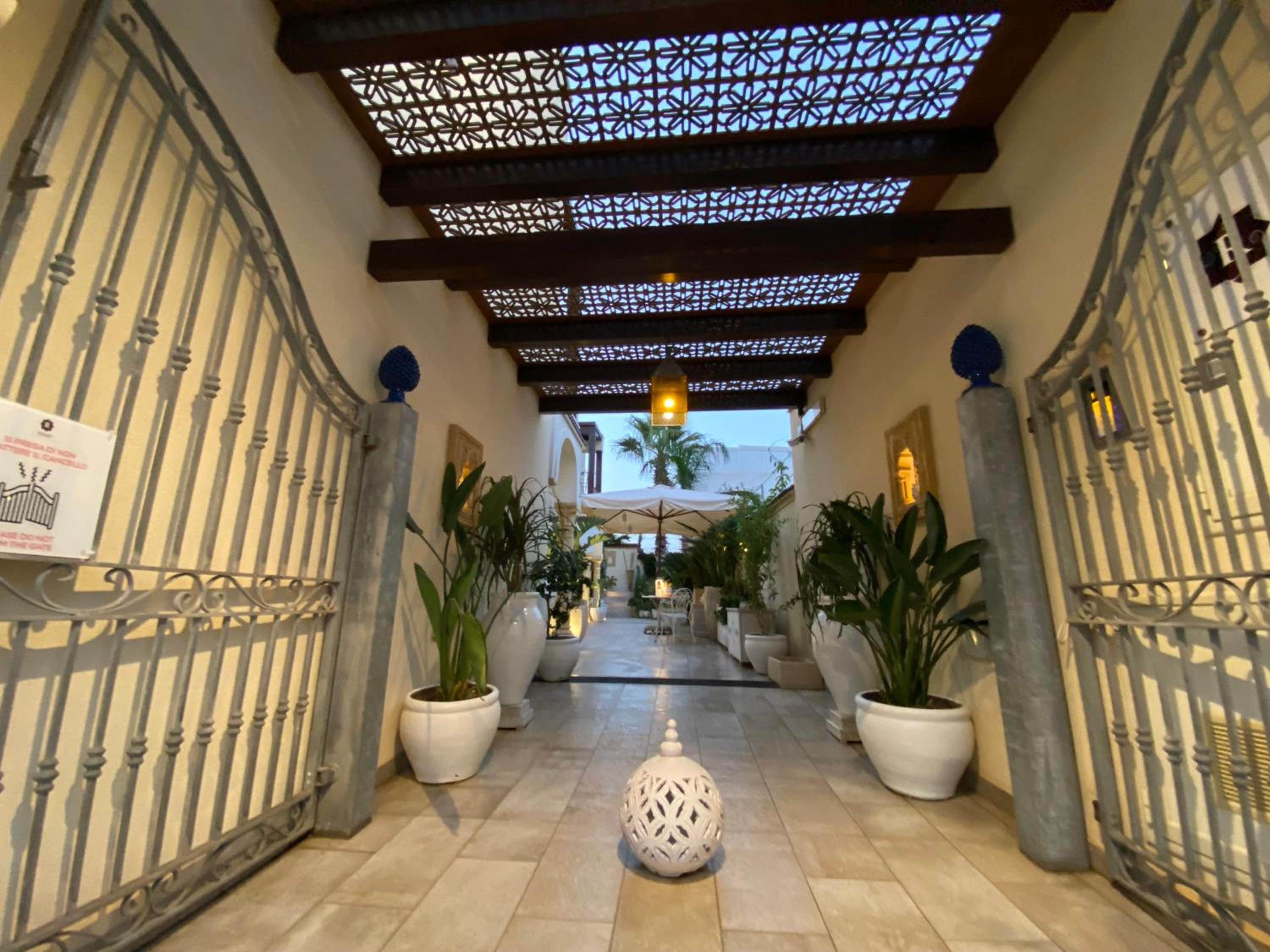RIAD Comfort Rooms