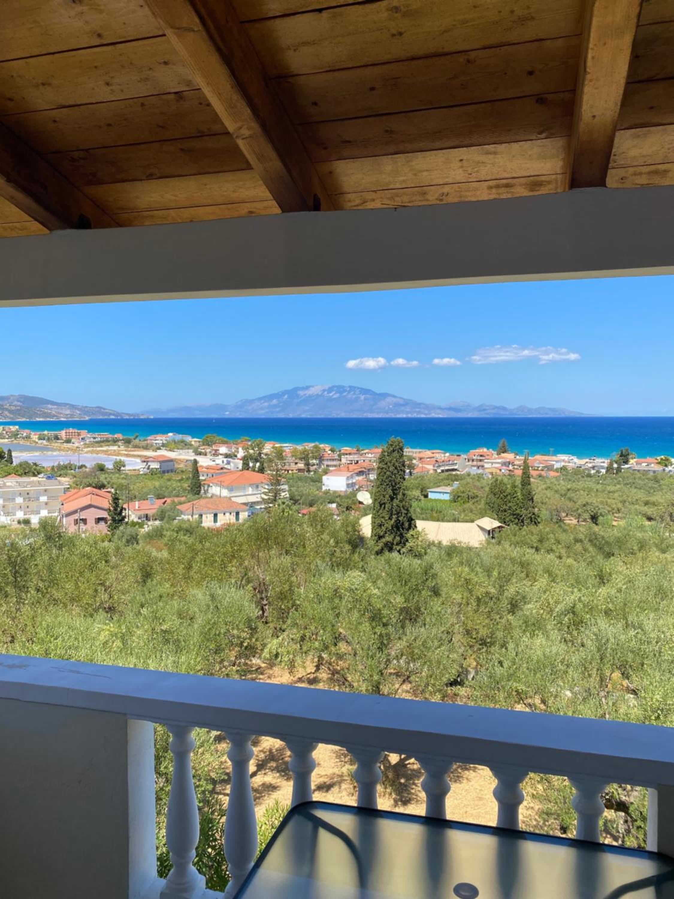 Endless Seaview Apartment B photo 4