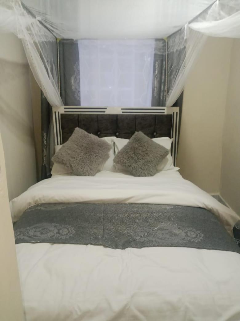 Zuriel Homes 1 Bedroom apartment