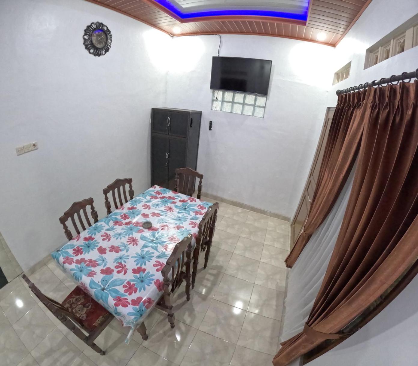 Griyo Mondoliko Homestay Jogja