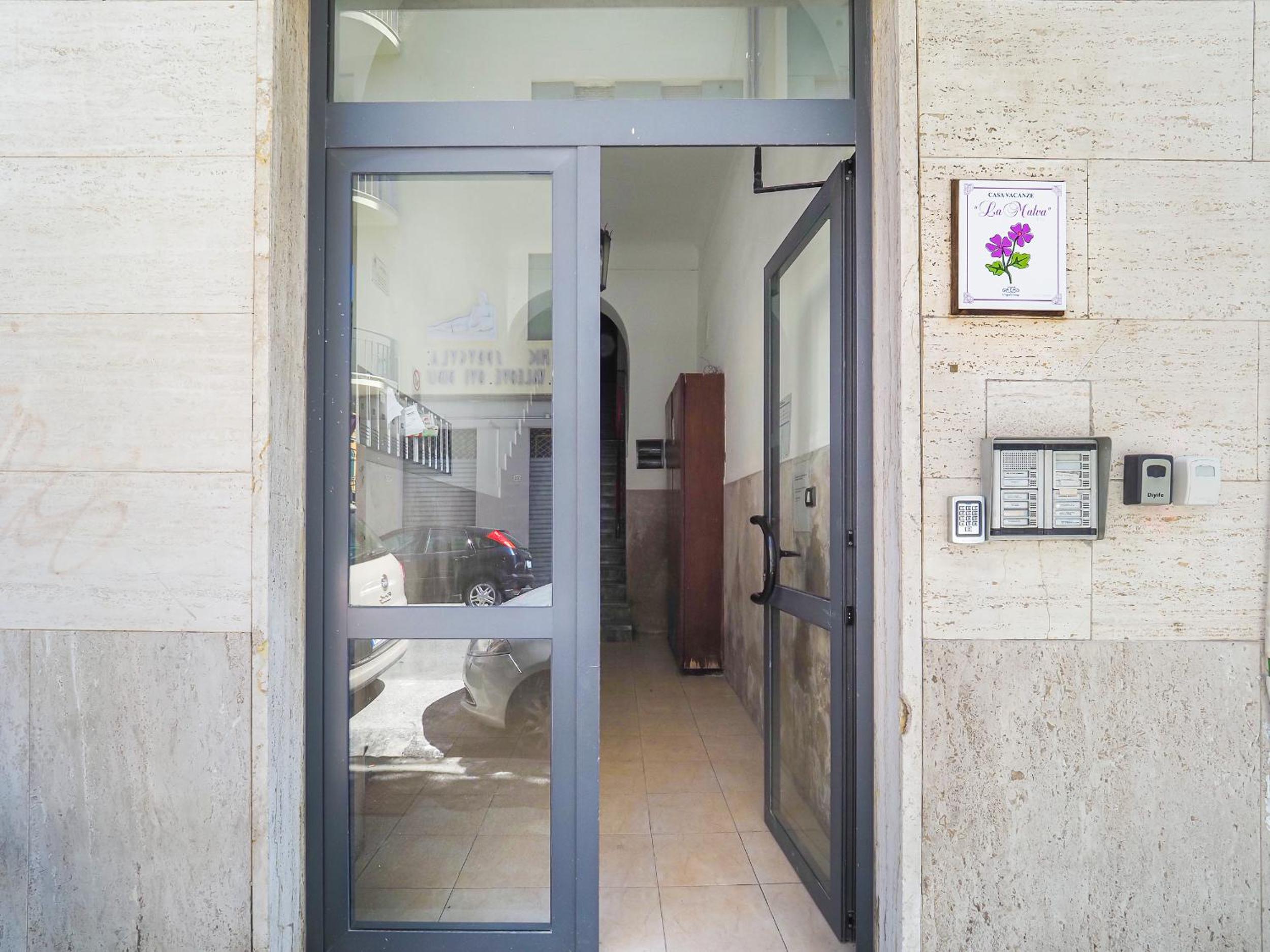 La Malva - L'Opera Group view 2
