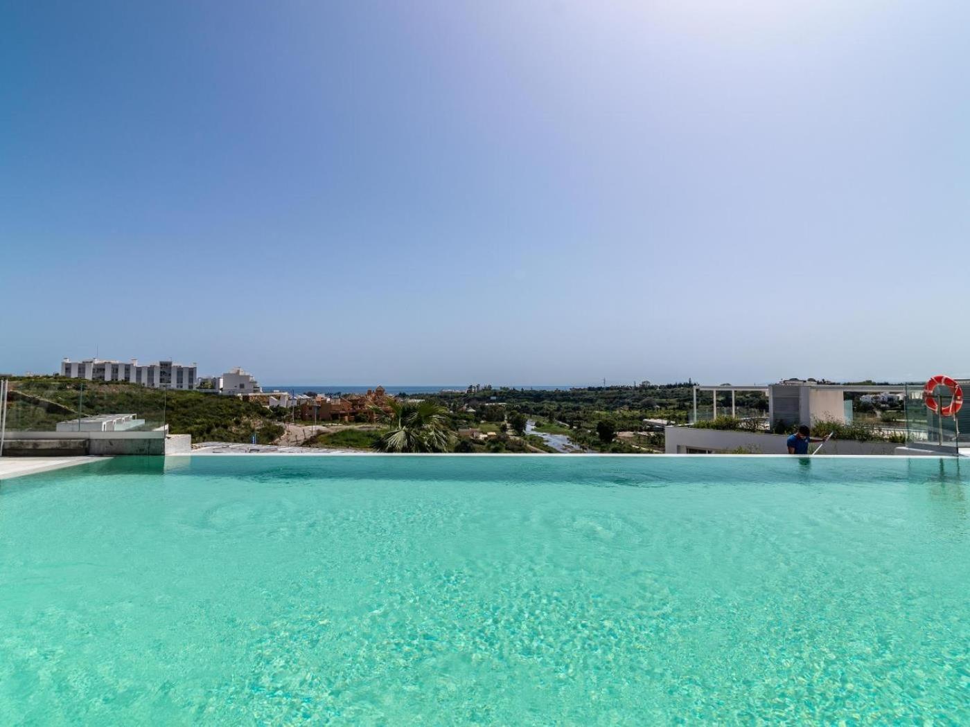 Newly Built 3 BED Townhouse with Pool, BBQ, Sea Views photo 2