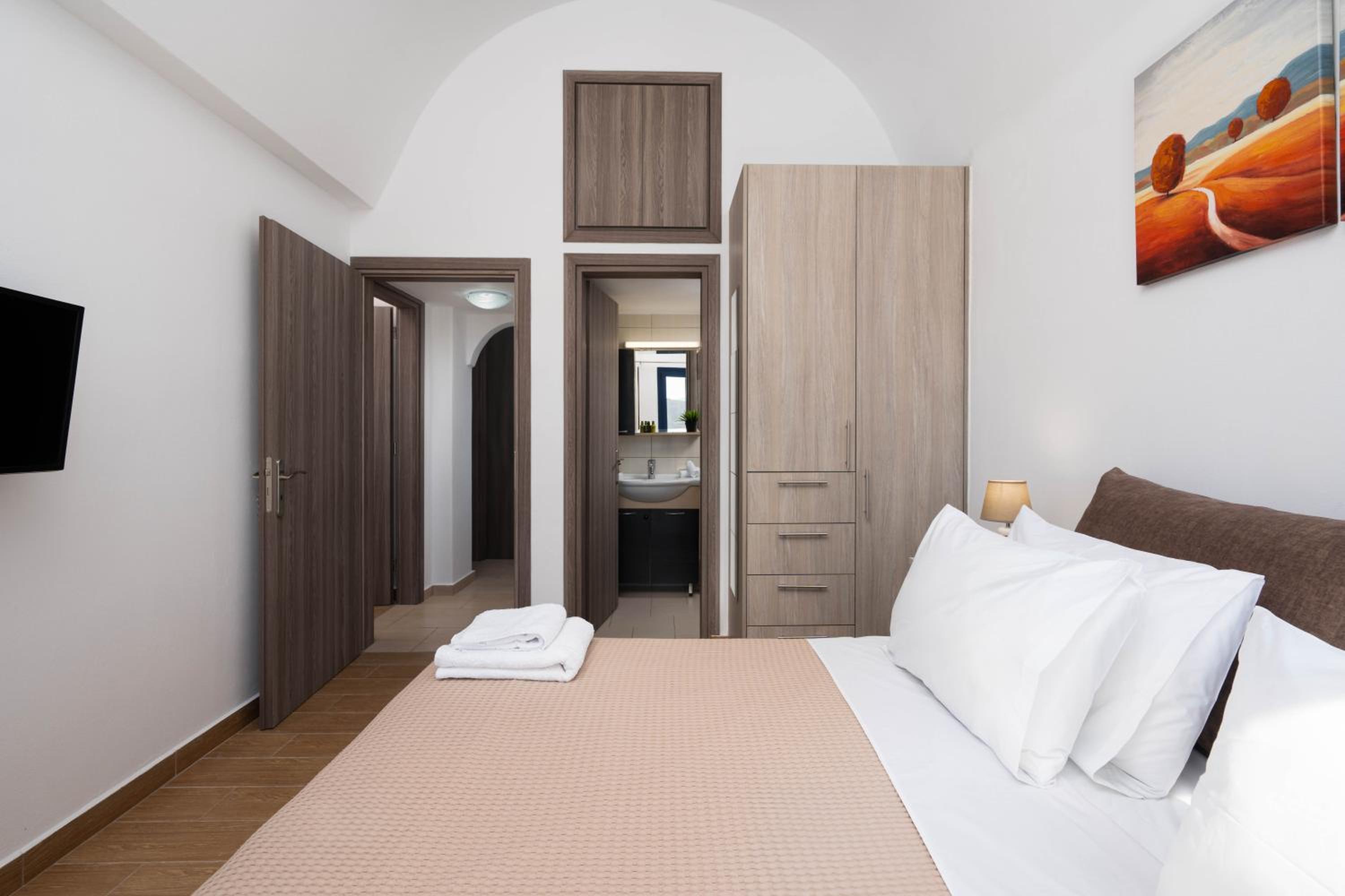 Caldera Heights Apartment