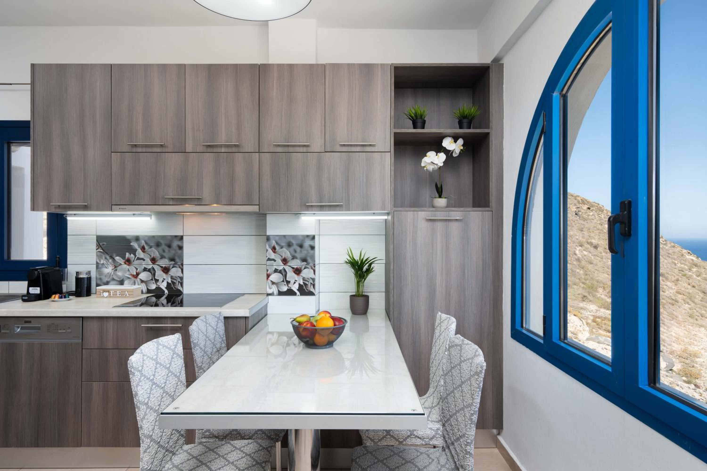 Caldera Heights Apartment
