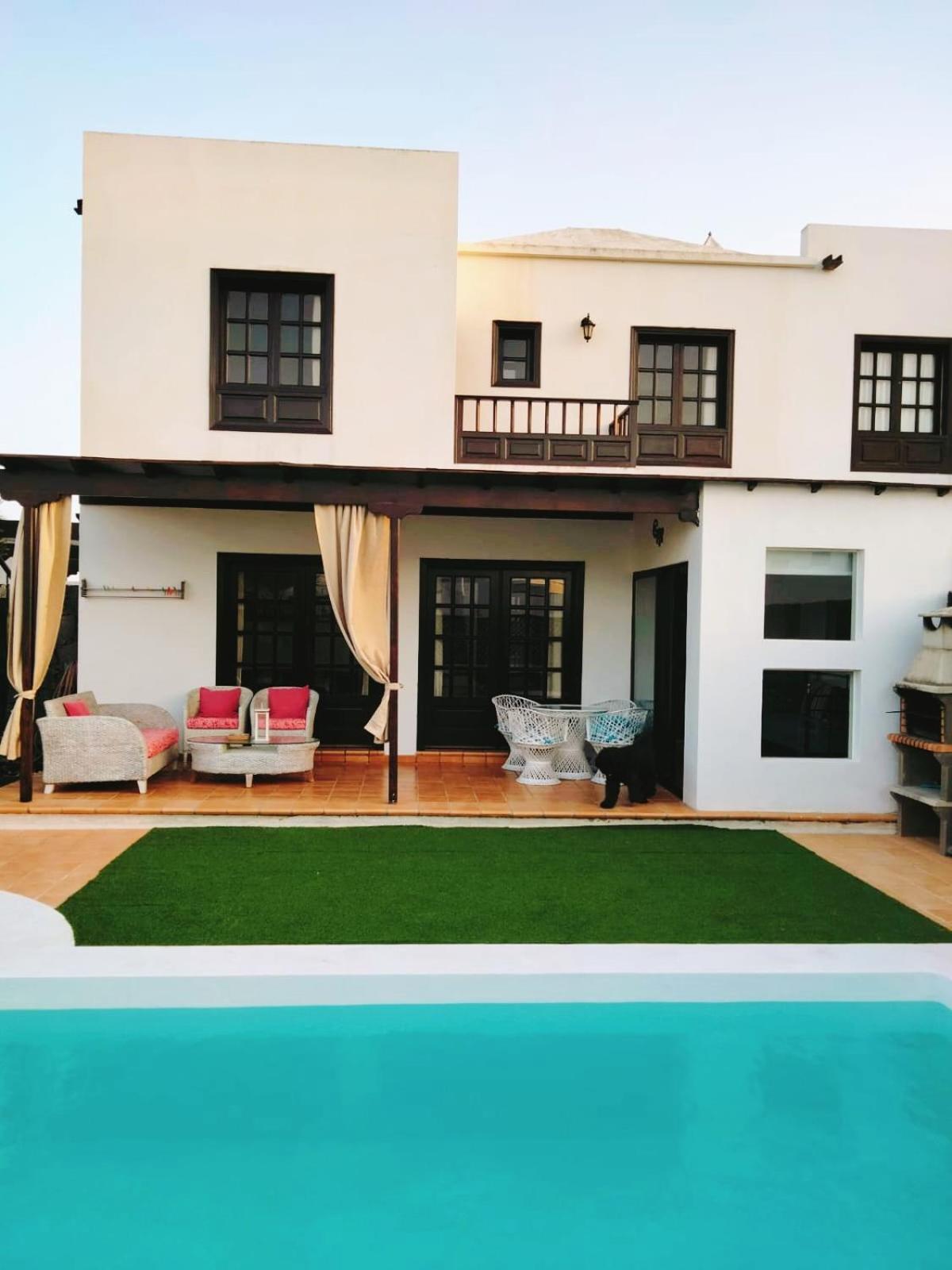 Lovely Villa Kiluka heated pool