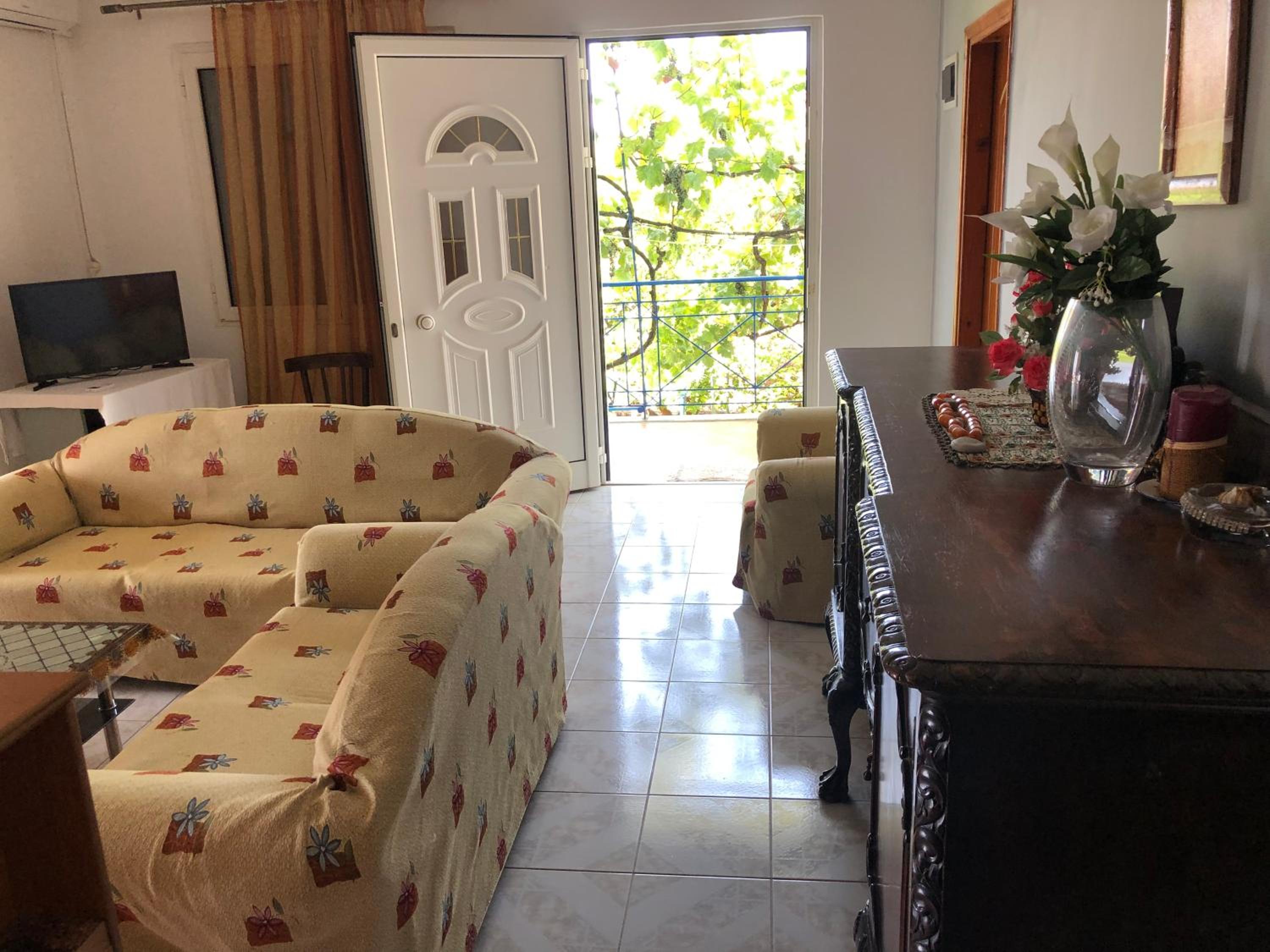 Dina House