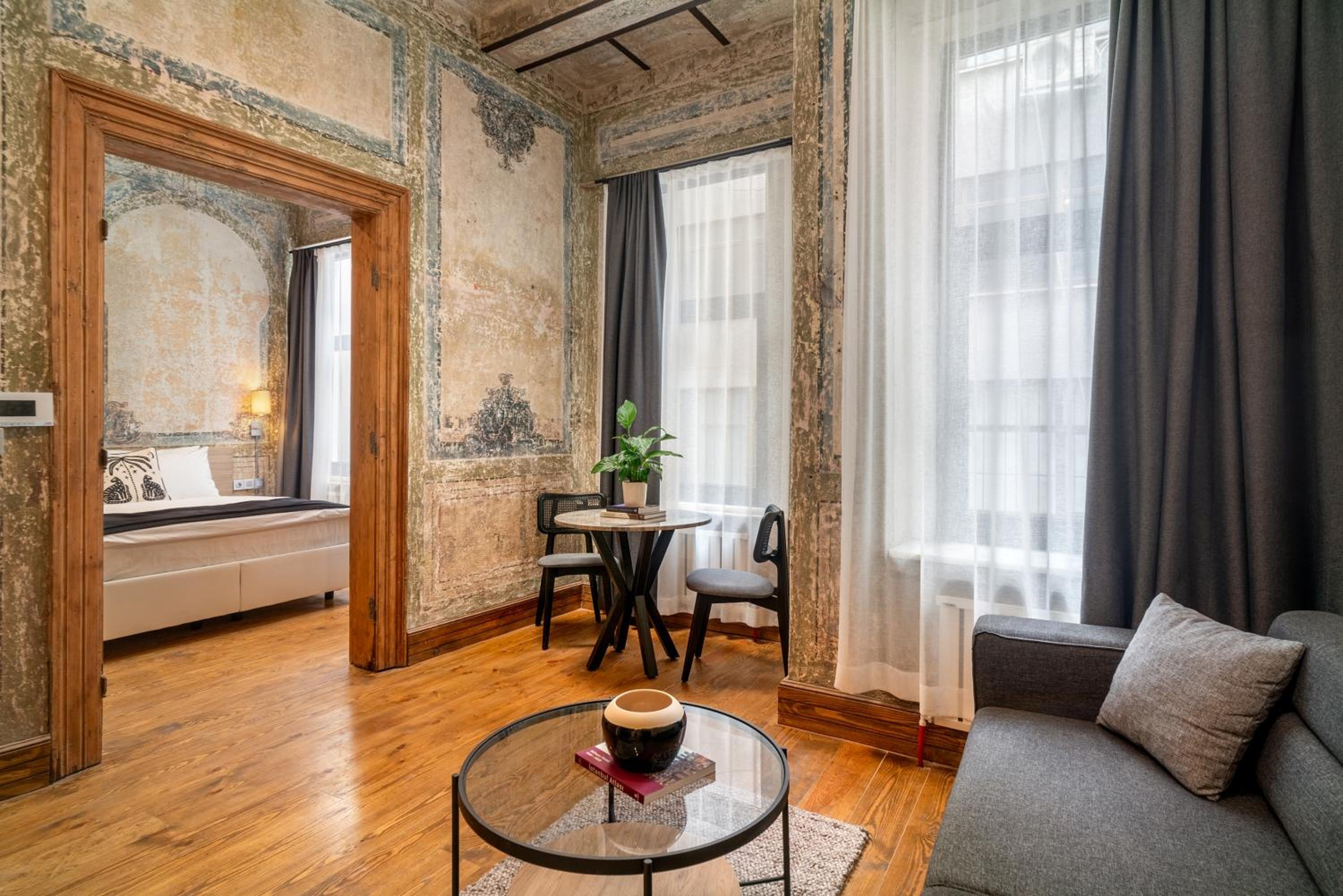 Urban Quarters No.3 - Image 15