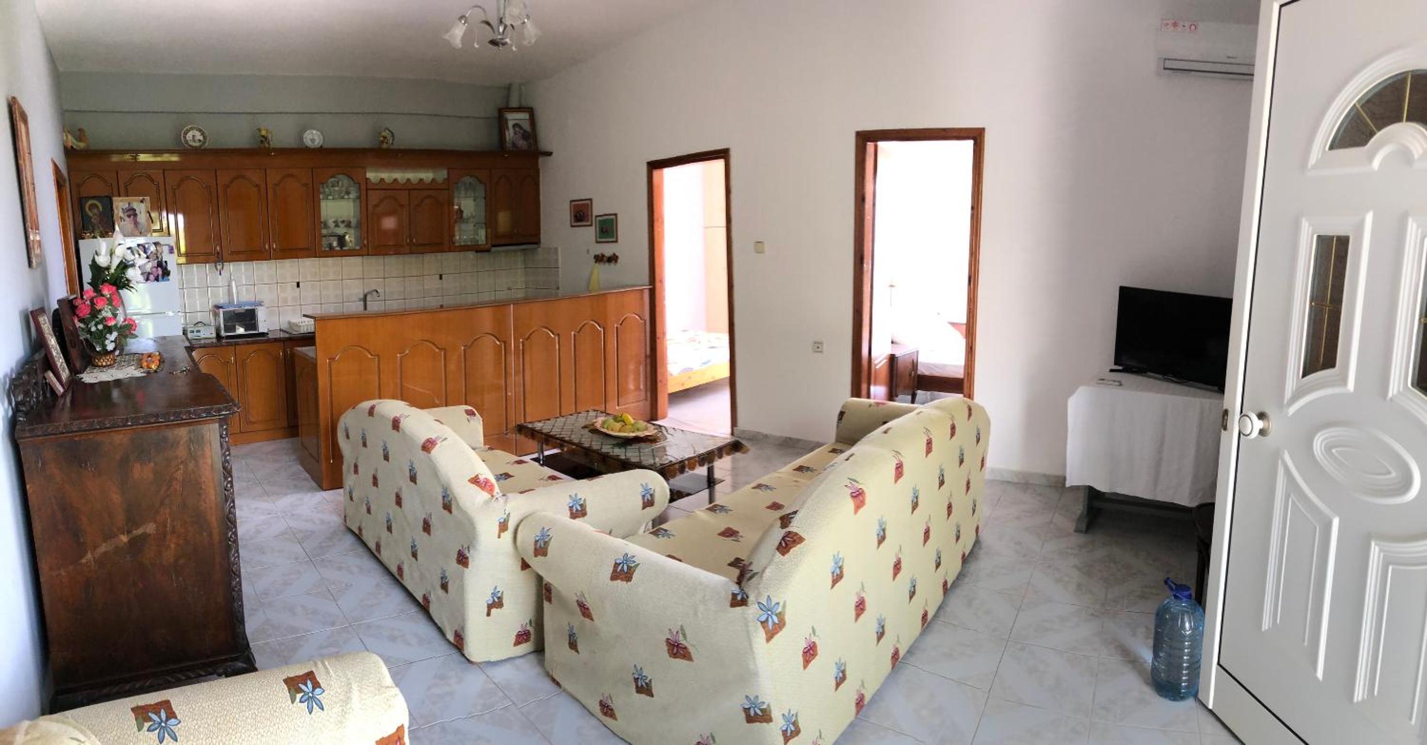 Dina House
