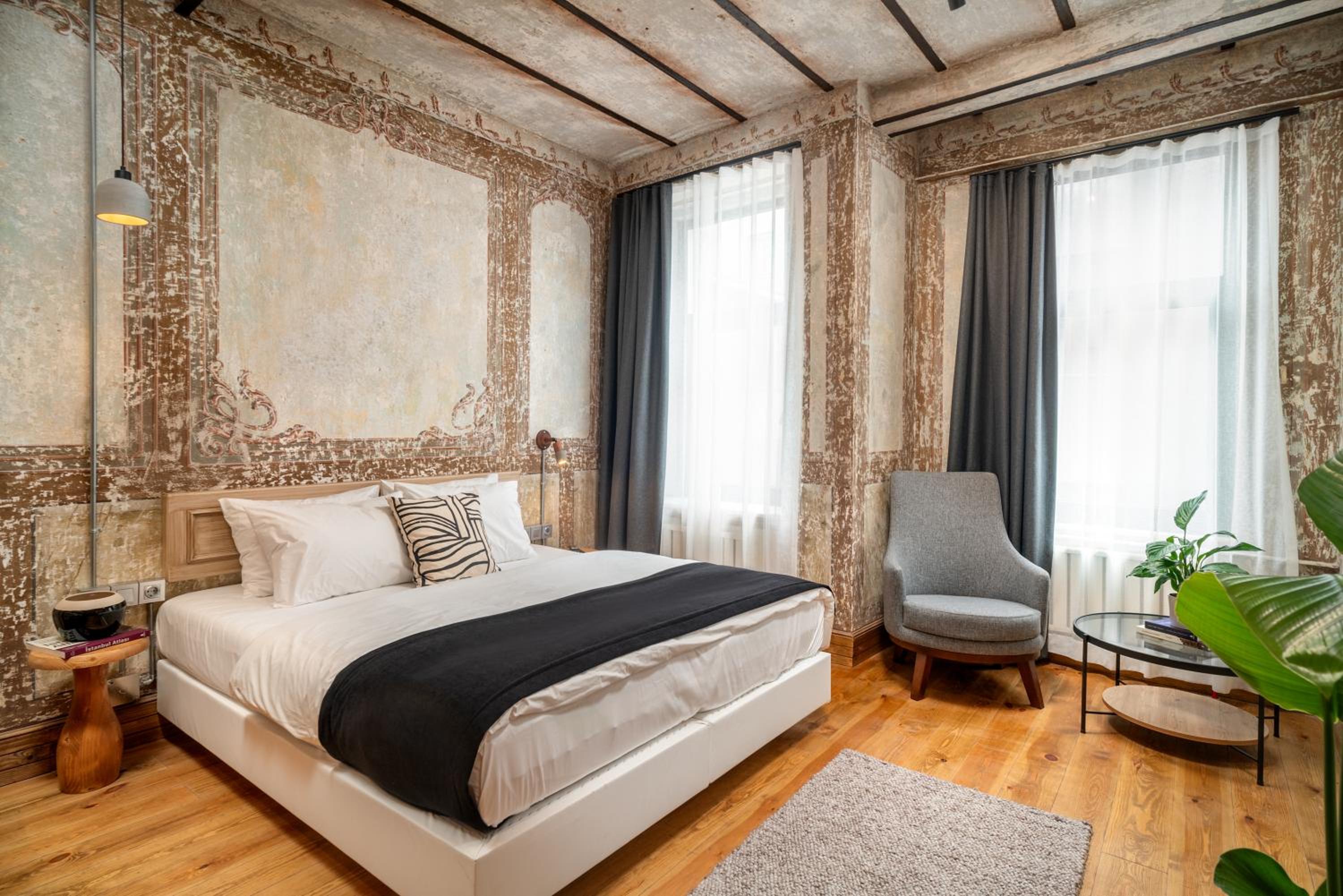 Urban Quarters No.3 - Image 18