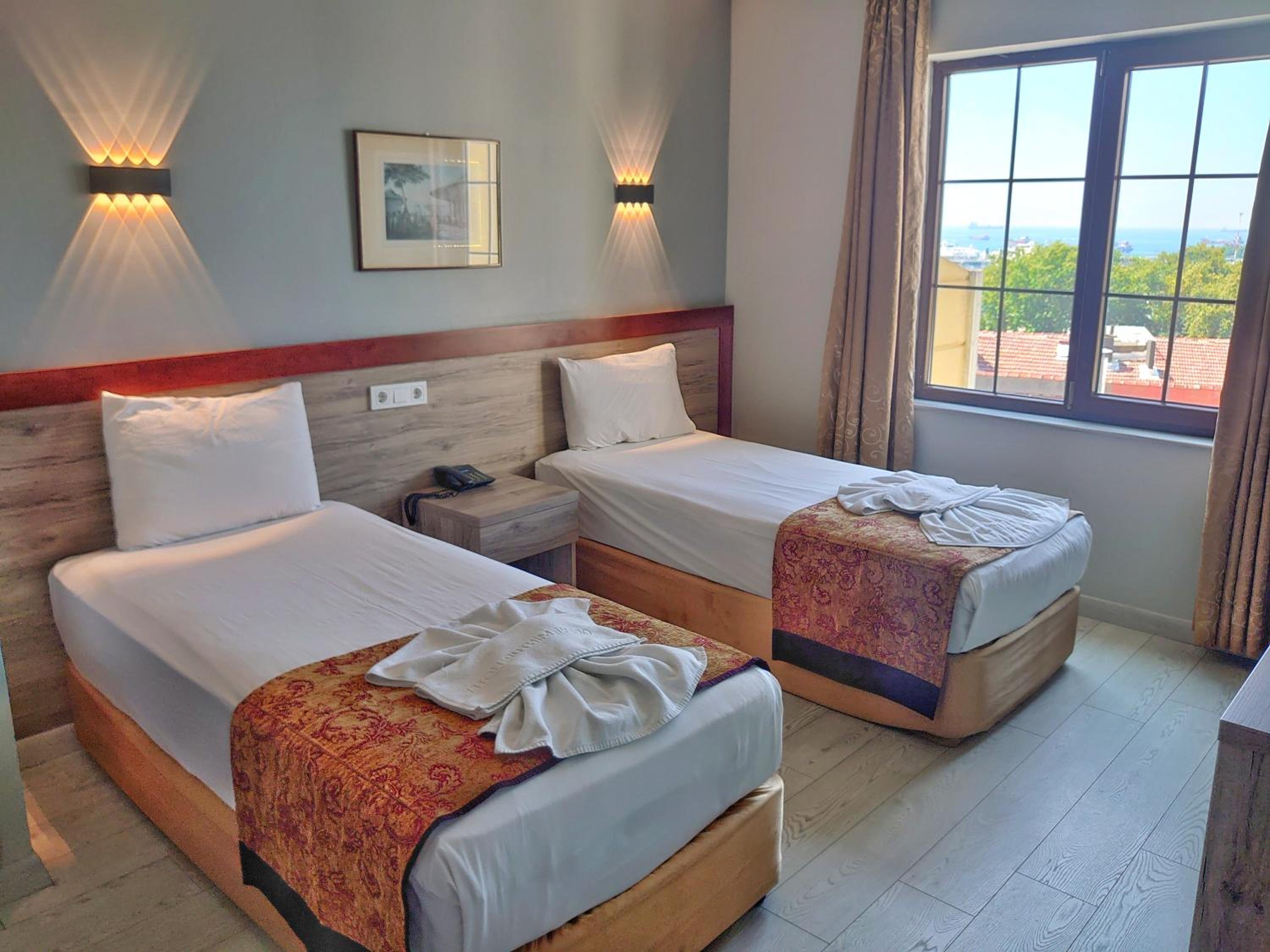 Orient Mintur Hotel - Image 32