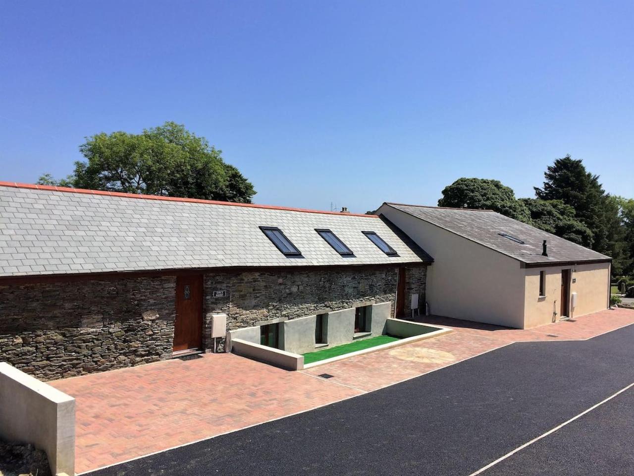 Hendra Retreat Milking Parlour Cottage North Cornwall