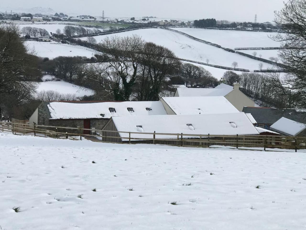 Hendra Retreat Milking Parlour Cottage North Cornwall