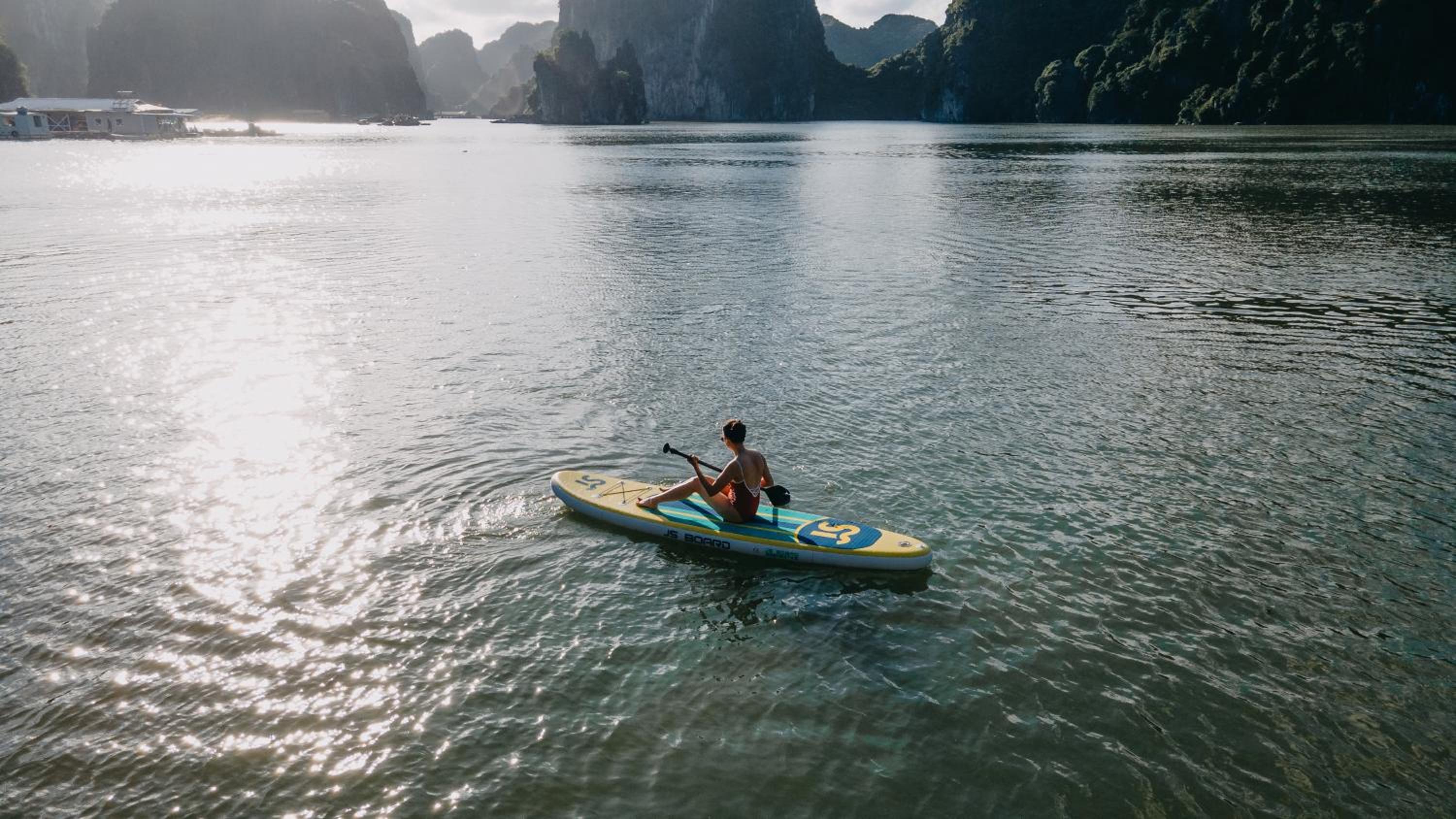 Lan Ha Floating Homestay