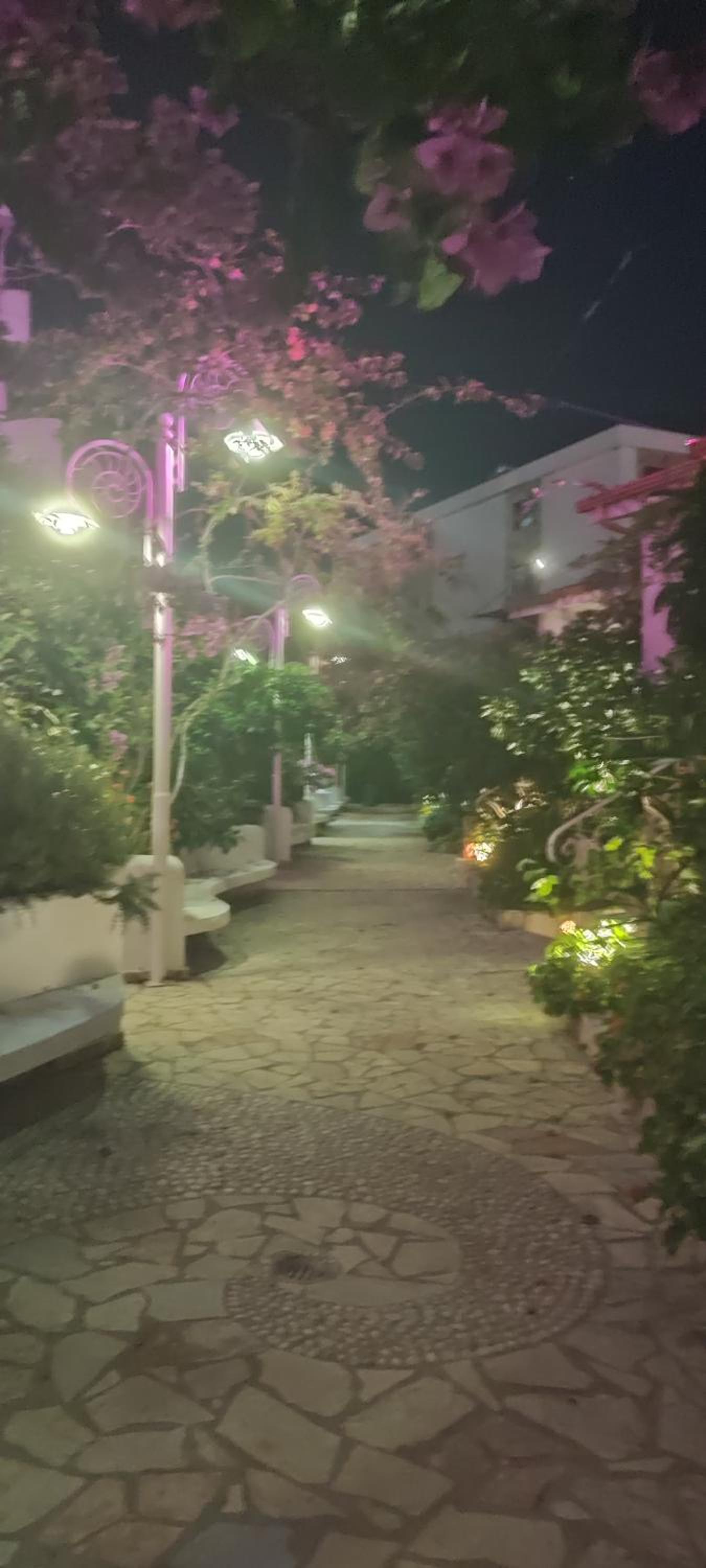 Sea Breeze Apartment Bougainville Bay