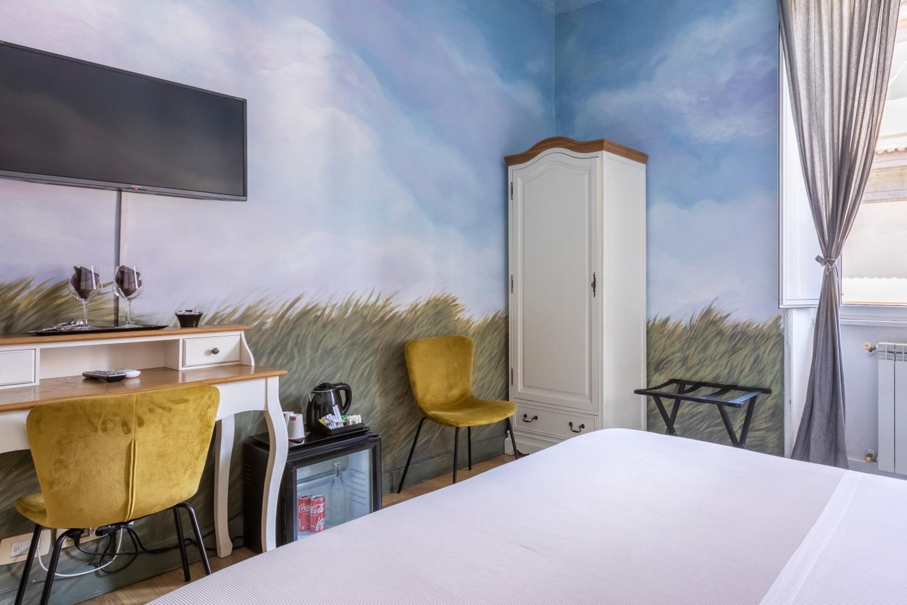 hotel room