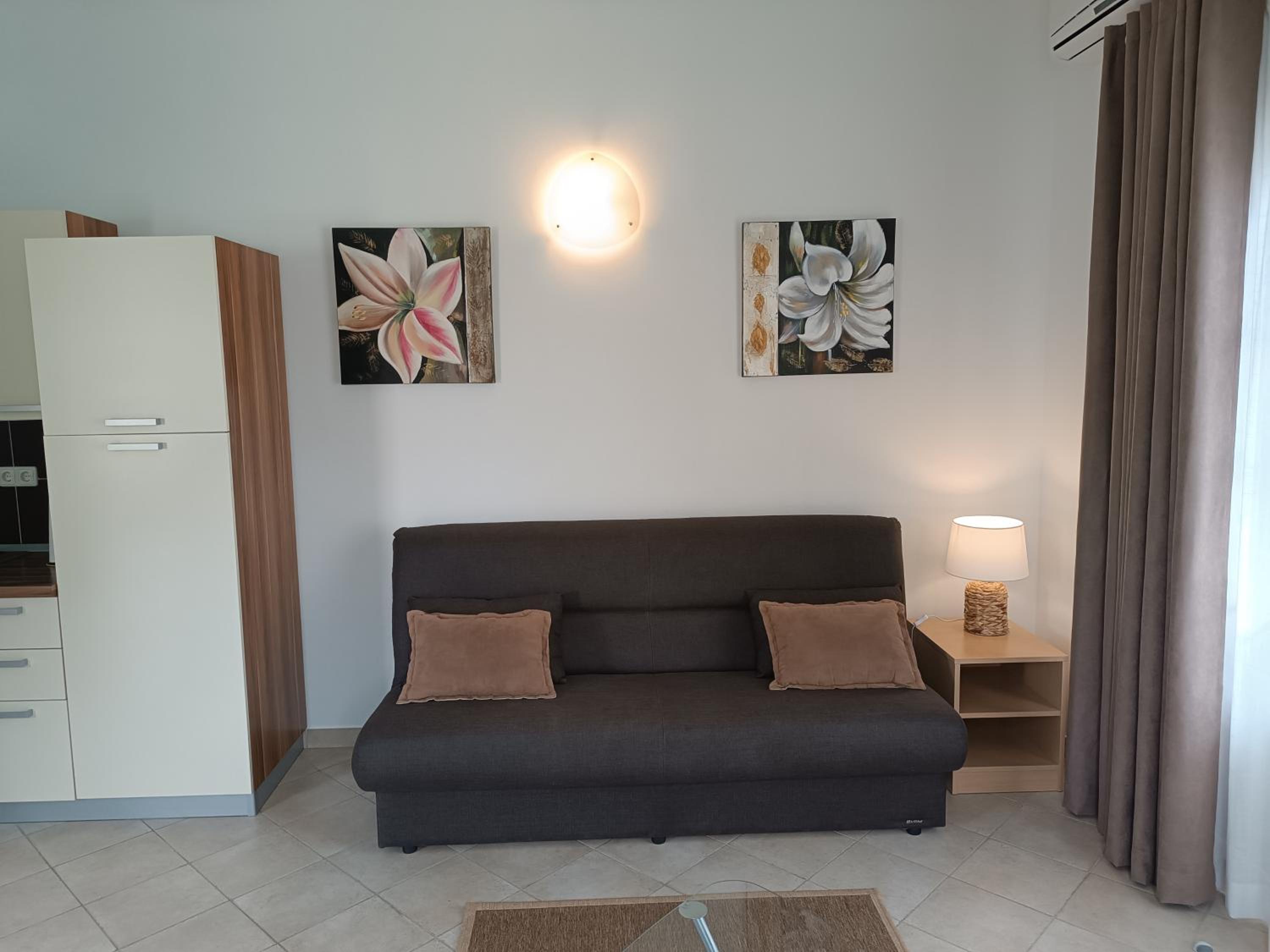 Apartments Lupus
