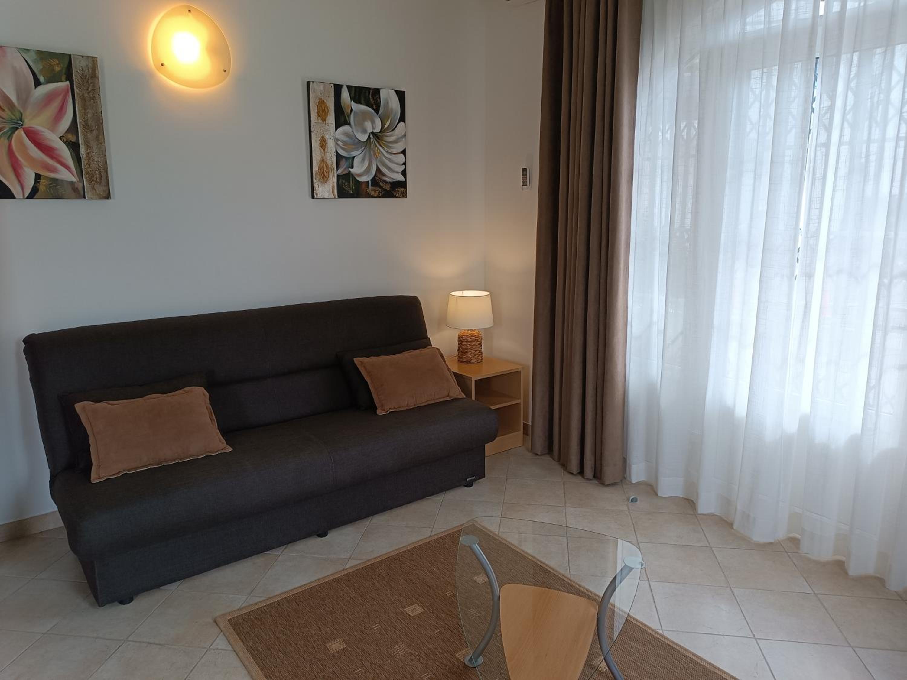 Apartments Lupus