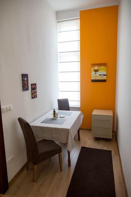 Urban Studio in city center