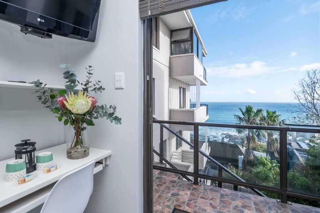 Oceanview Studio In Bantry Bay view 4
