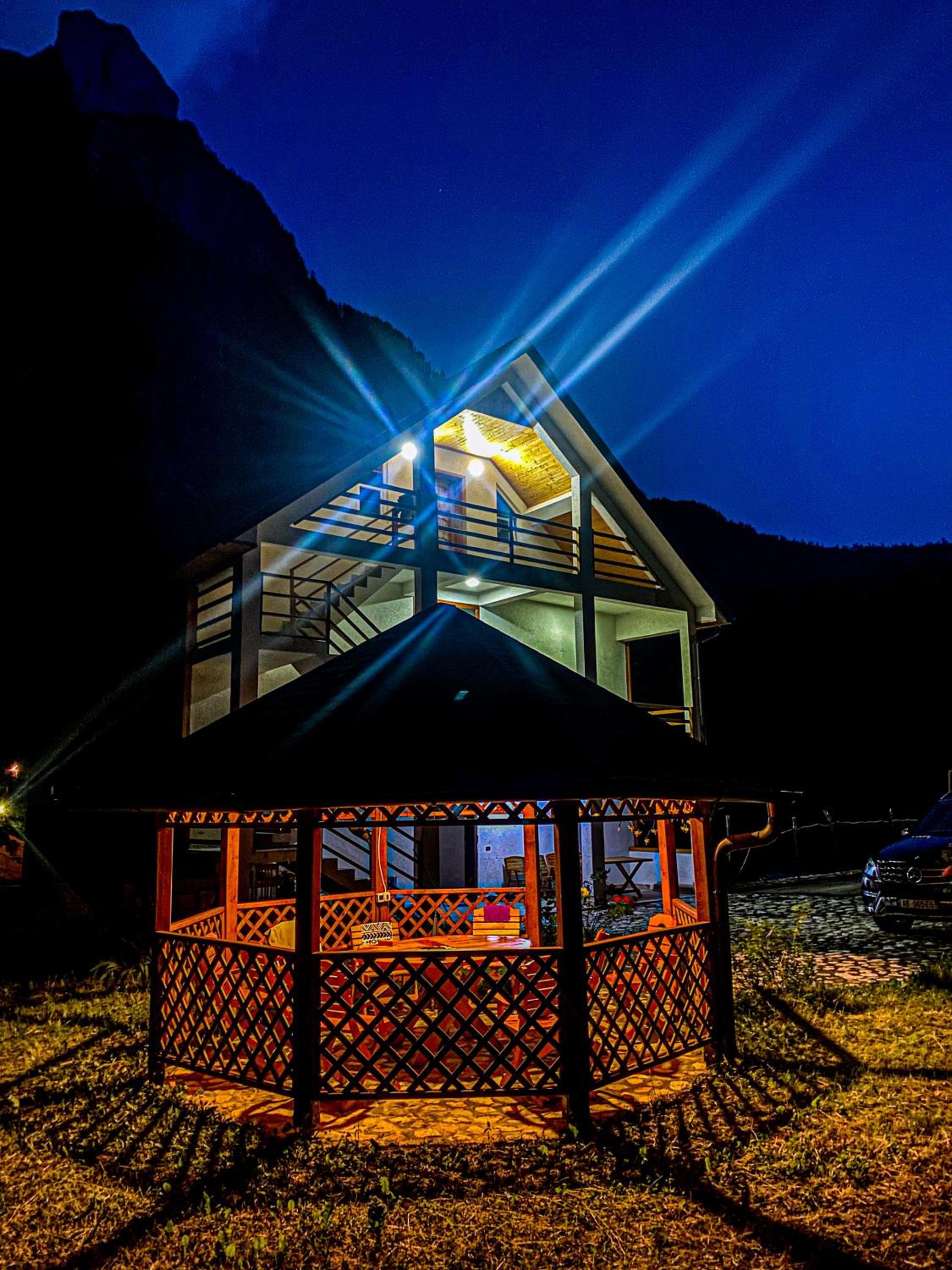 Guesthouse Besimi photo 3