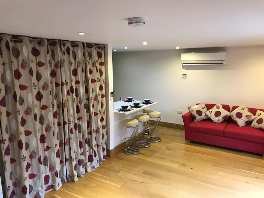 Fantastic Cotswolds hideaway Cleeve Hill