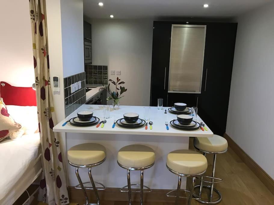 Fantastic Cotswolds hideaway Cleeve Hill