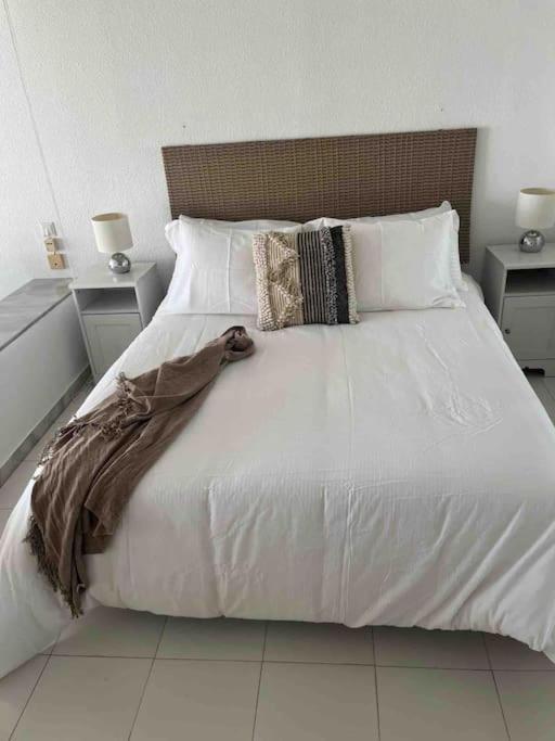 Rancho Miraflores Seaview Studio