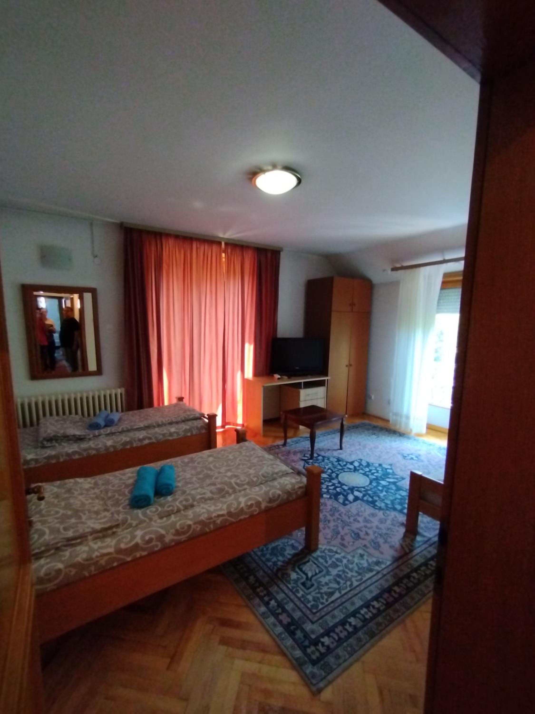 VILA MARKO