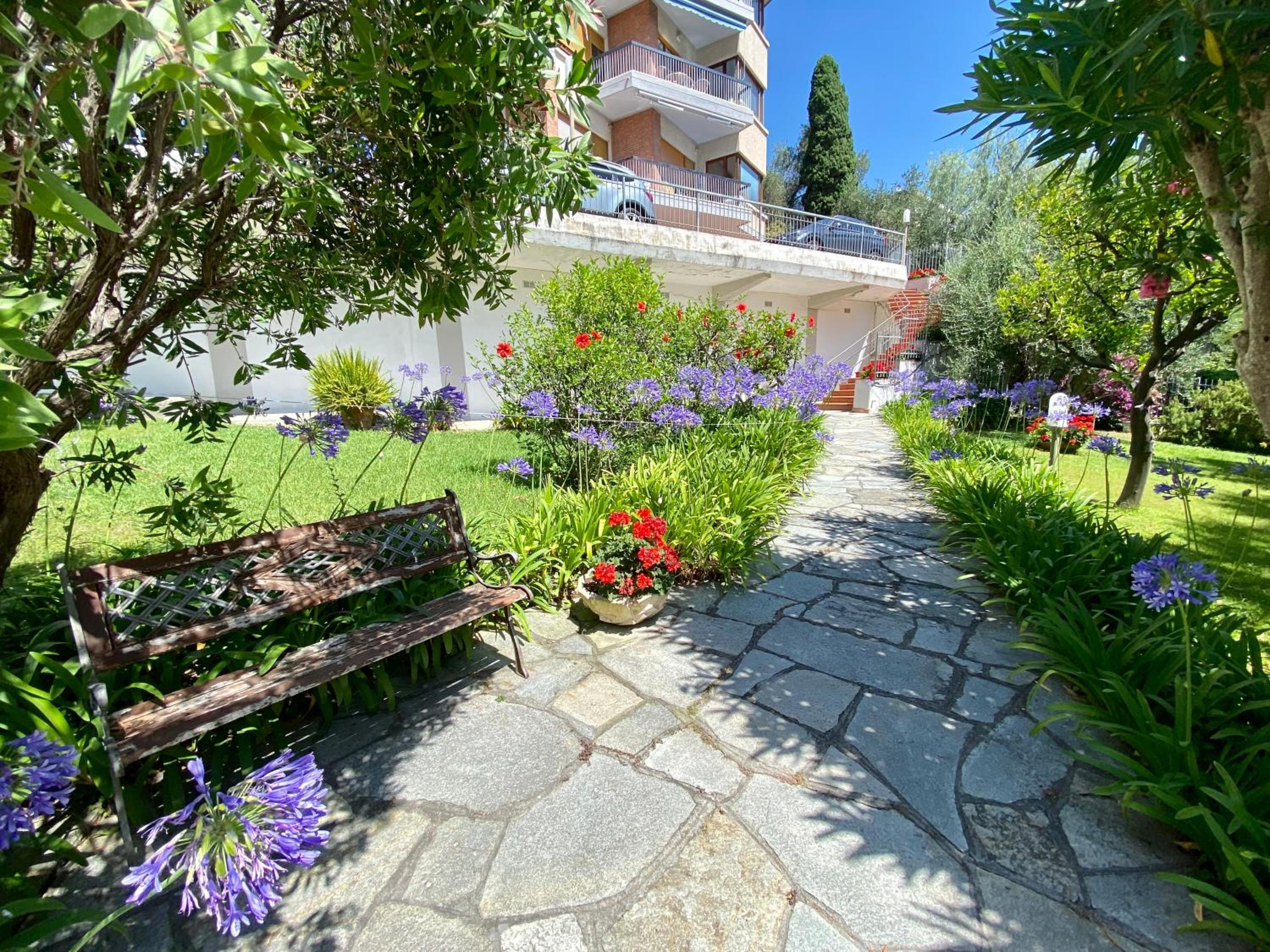 Bouganville Apartment