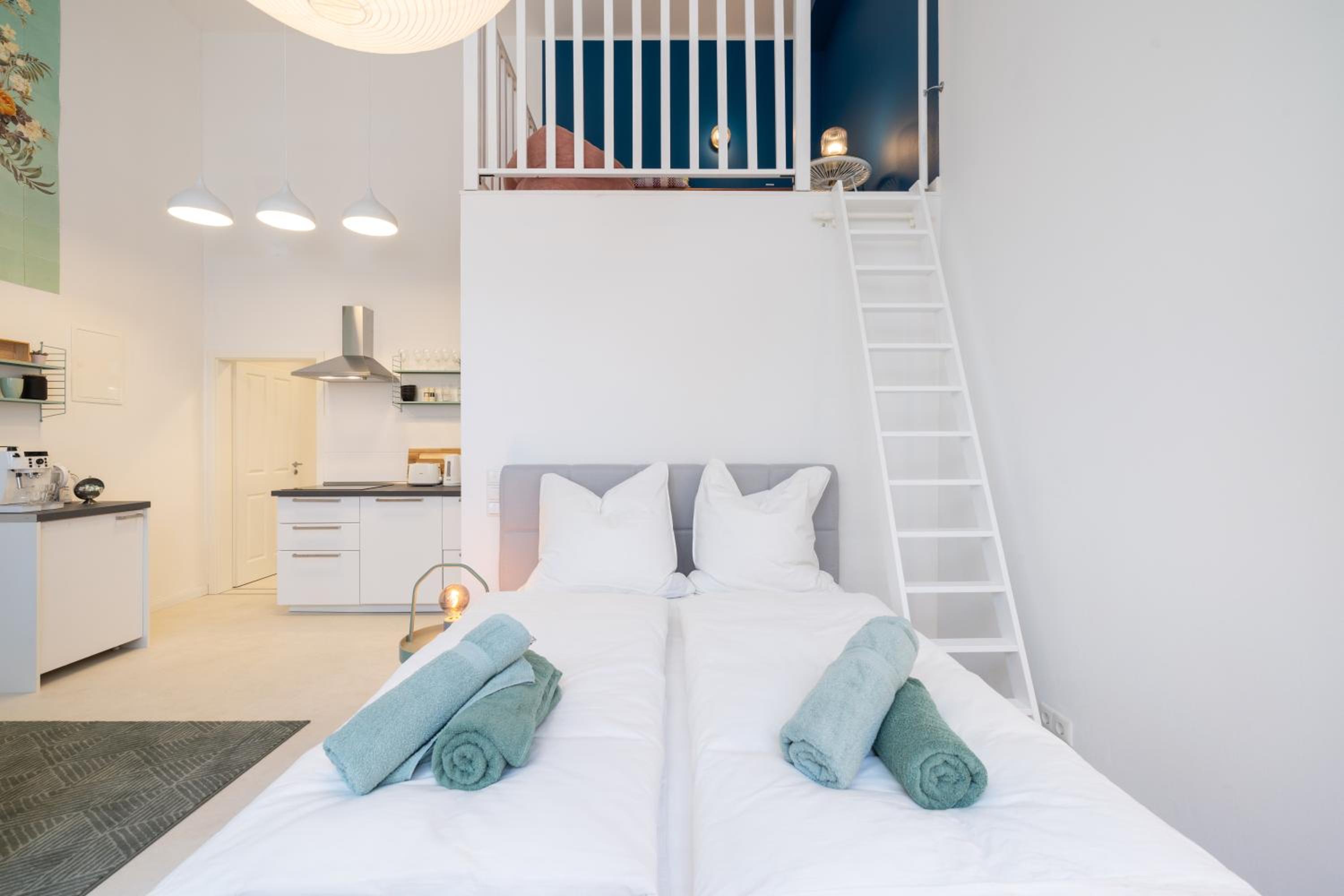 Great 2-room Loft with 2 bathrooms and 2 kitchen