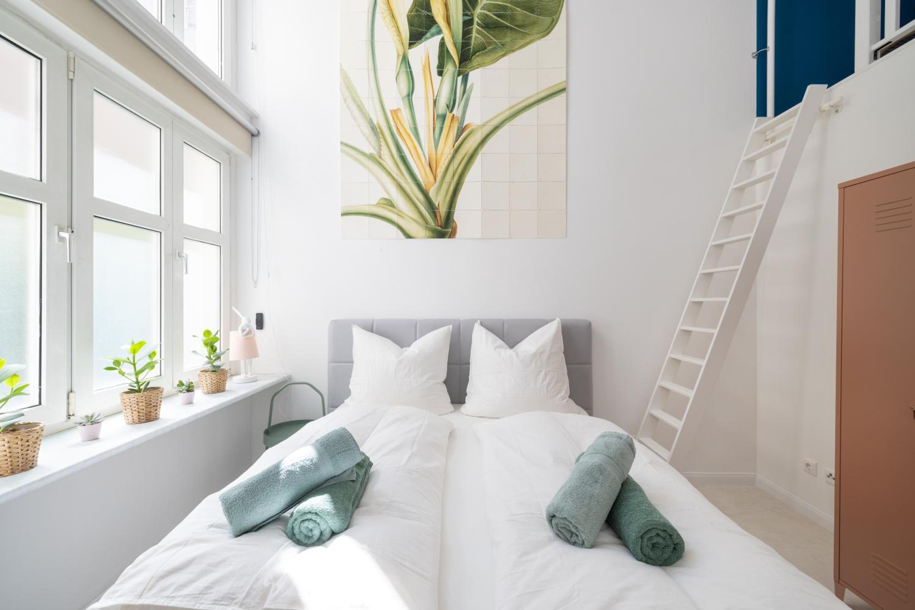 Great 2-room Loft with 2 bathrooms and 2 kitchen