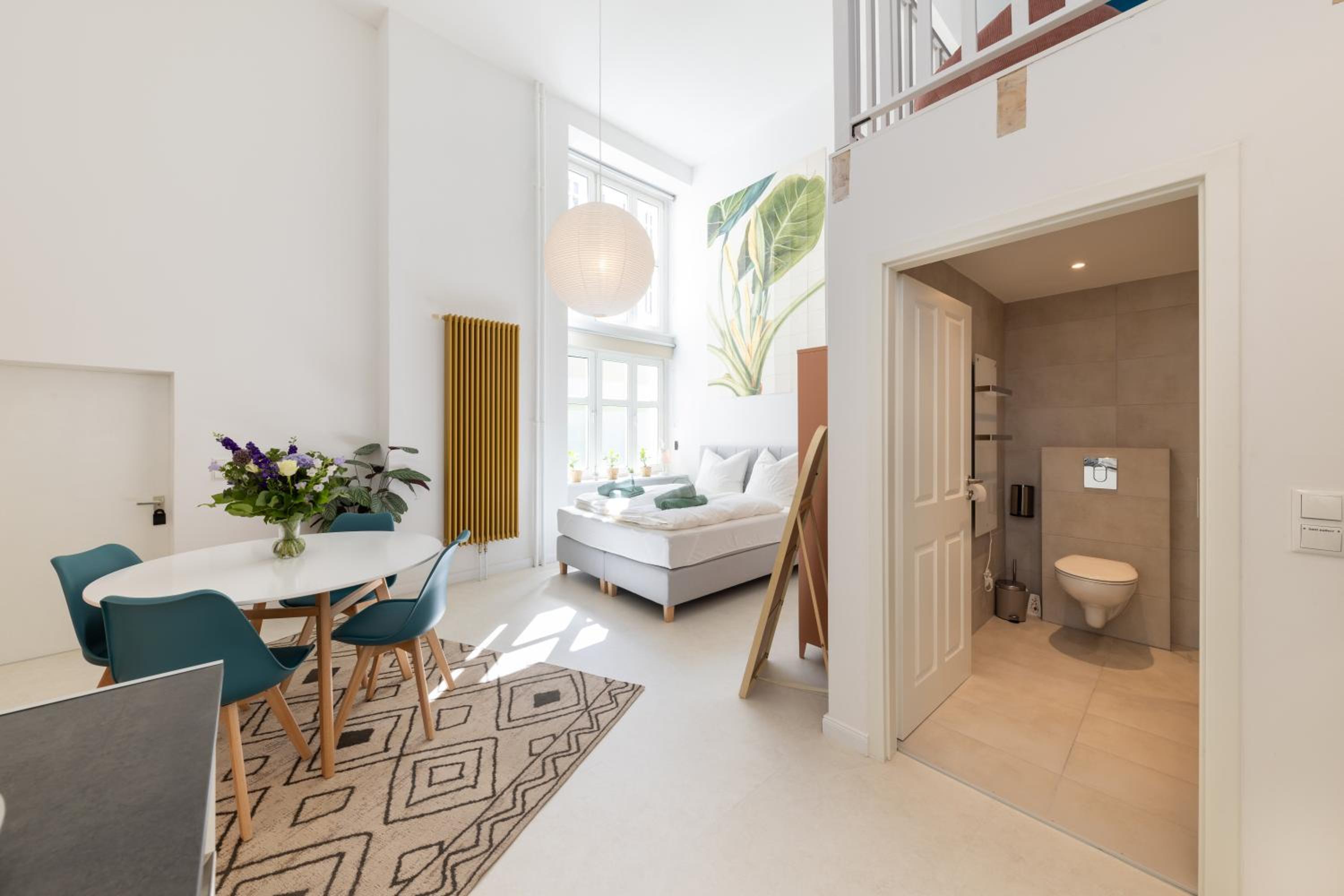 Great 2-room Loft with 2 bathrooms and 2 kitchen