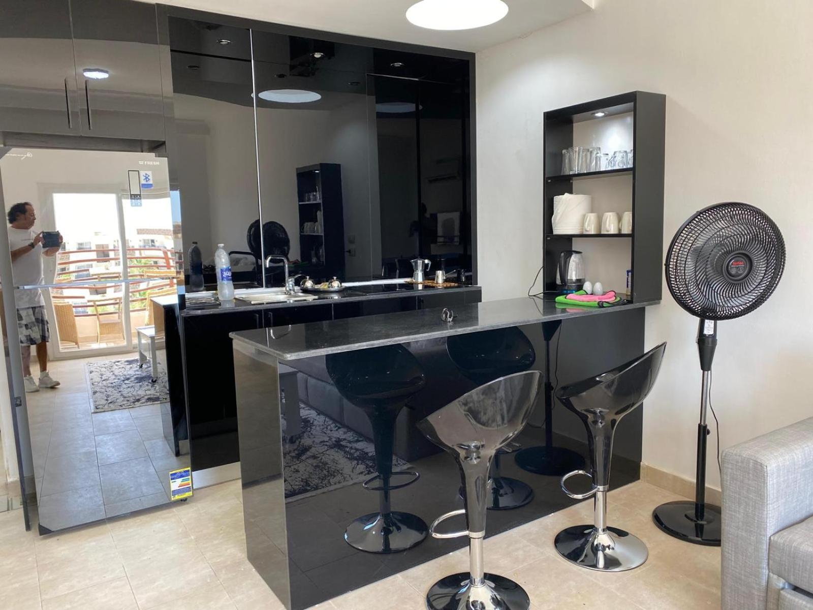 Luxus Designer Apartment in Sunny Lakes 2 ganz nah am Zentrum Naama Bay 75 m2 direkt am Pool - 2 Bakone Obergeschoss bis zu 5 Personen buchbar