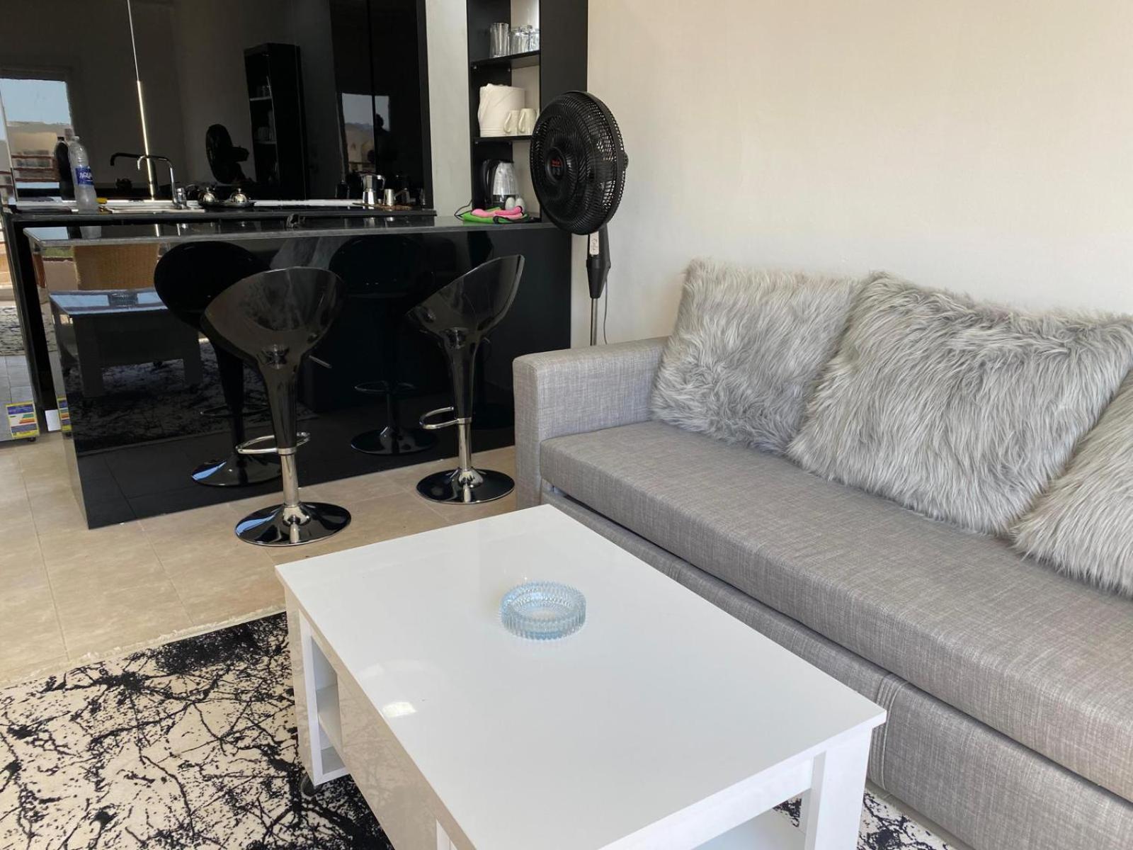 Luxus Designer Apartment in Sunny Lakes 2 ganz nah am Zentrum Naama Bay 75 m2 direkt am Pool - 2 Bakone Obergeschoss bis zu 5 Personen buchbar
