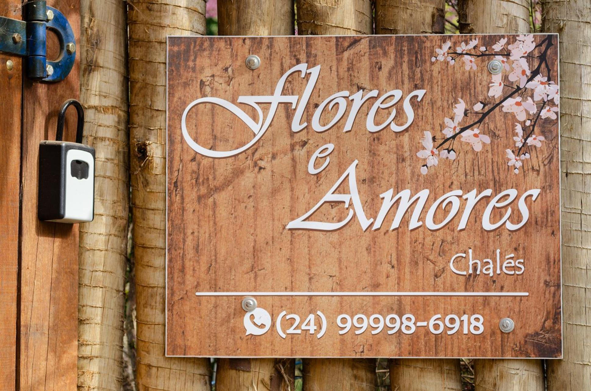 Chalé Flores e Amores