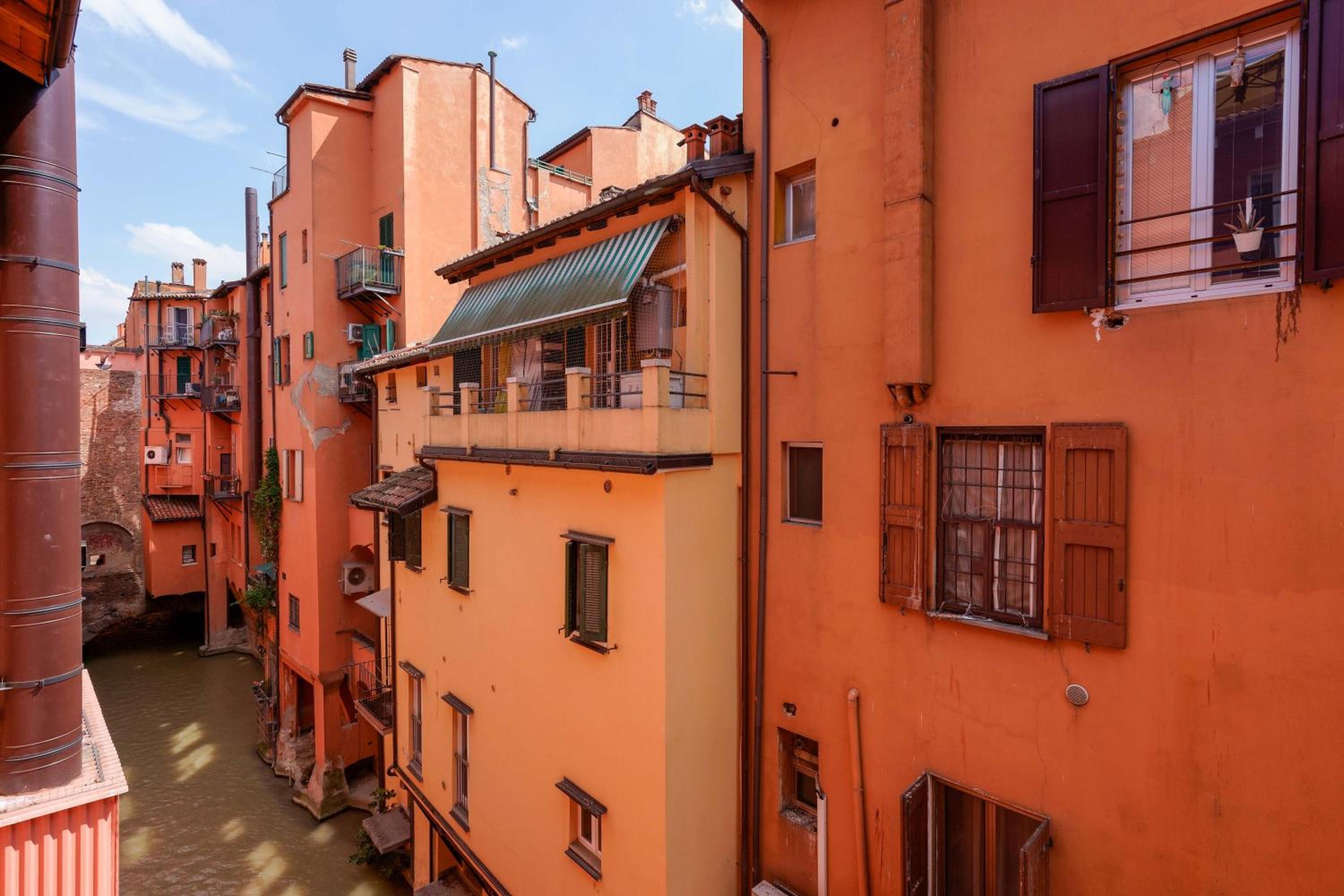 Canaletto apartment by Lesdomus
