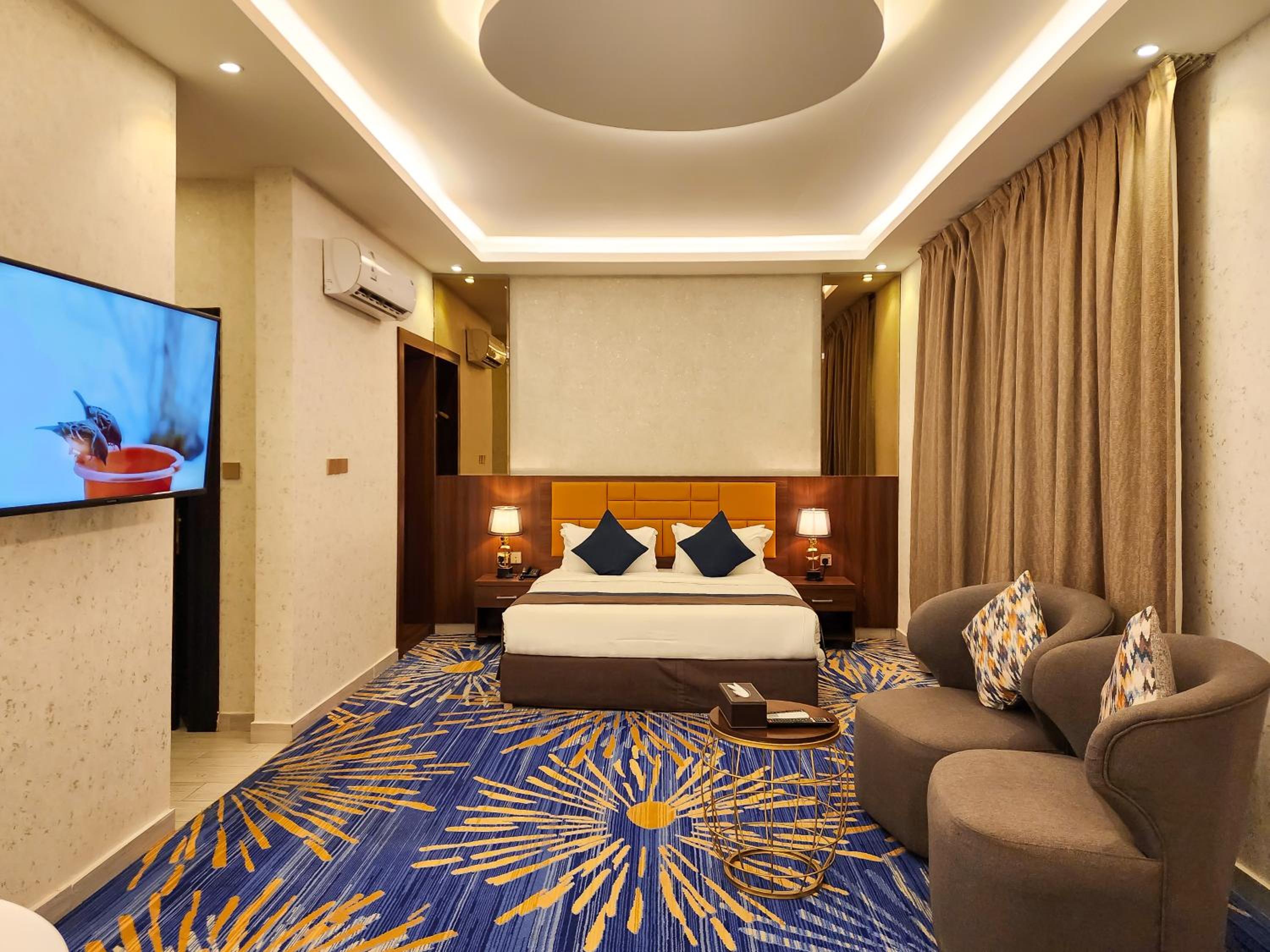 Sunday Grand Al Khobar Hotel Formerly Holiday Al Khaleej