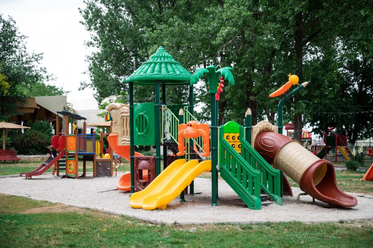 children's play area
