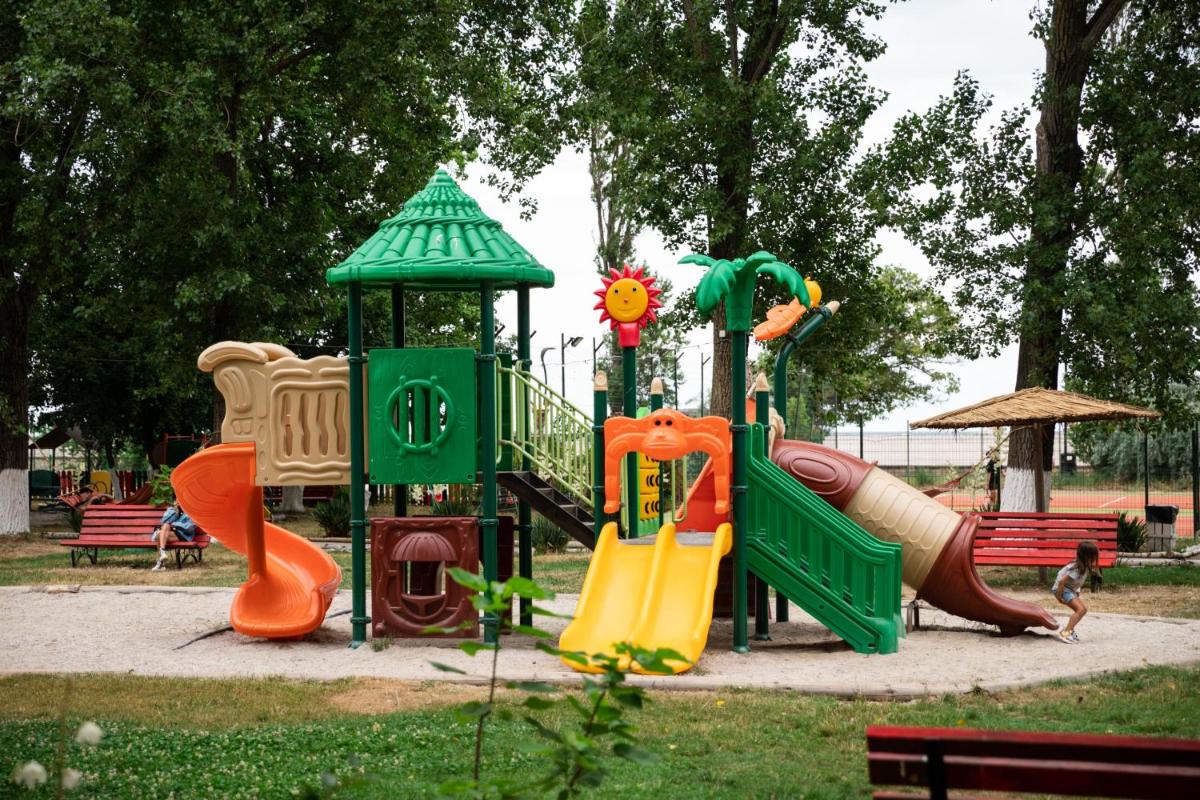 children's play area
