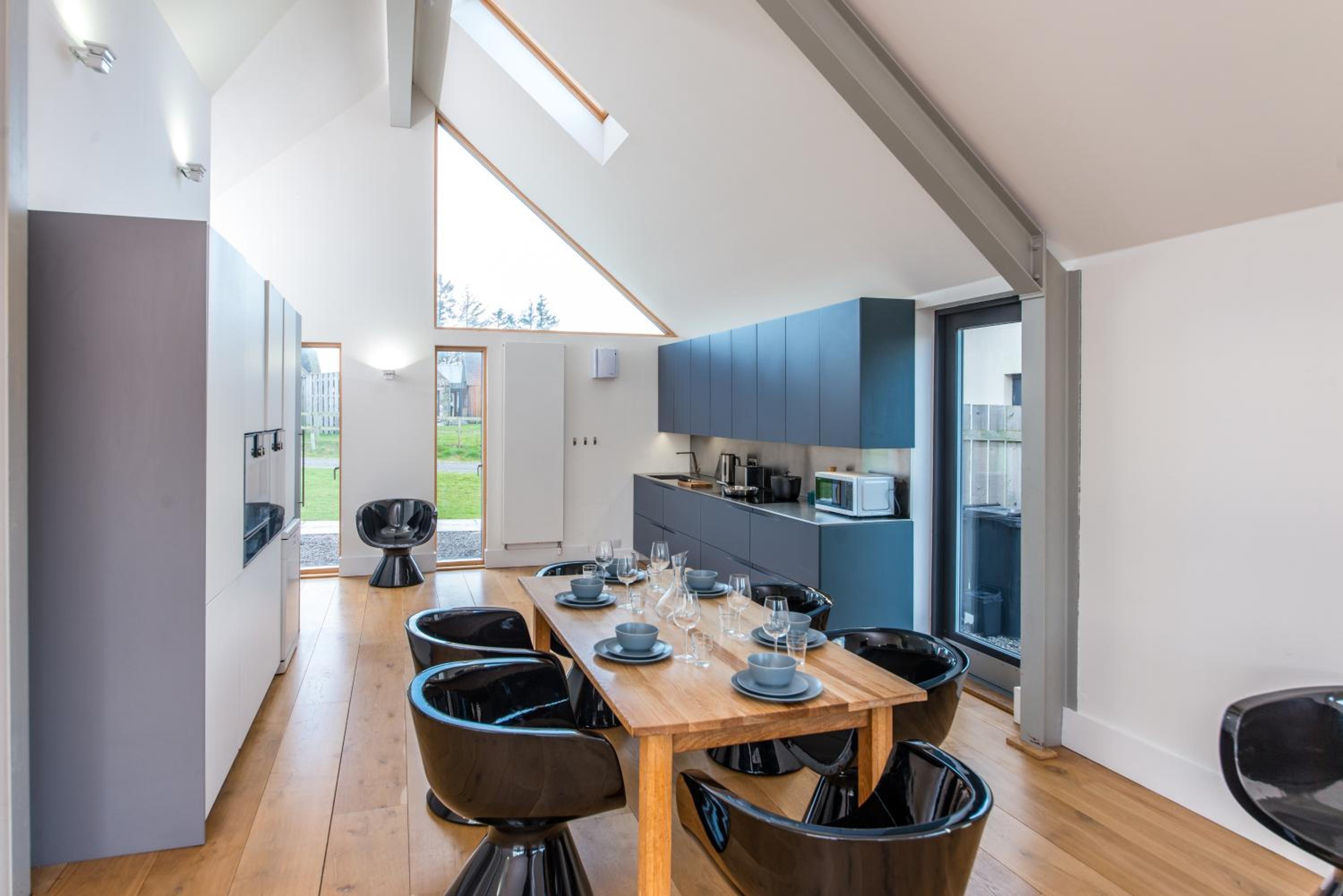 The Den, Architect Designed Barn, Beautiful Location