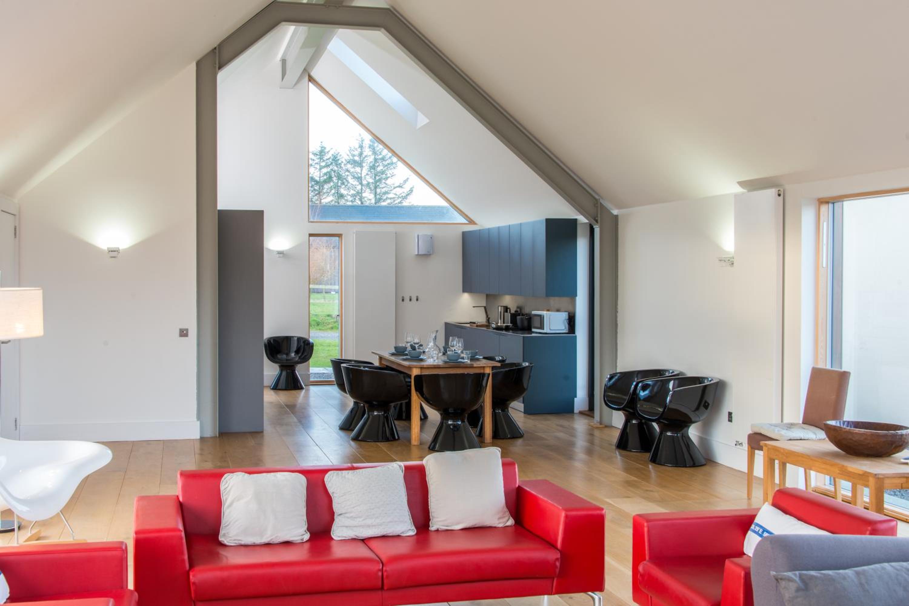 The Den, Architect Designed Barn, Beautiful Location