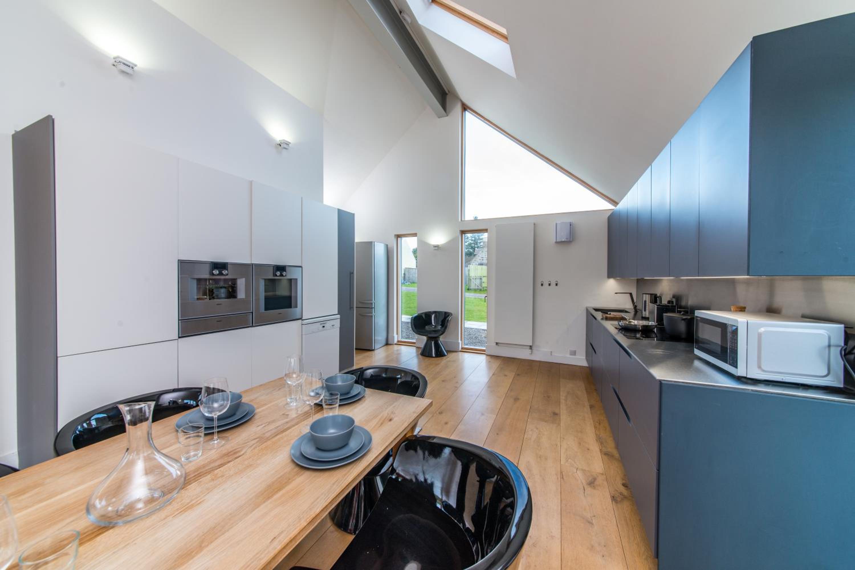 The Den, Architect Designed Barn, Beautiful Location