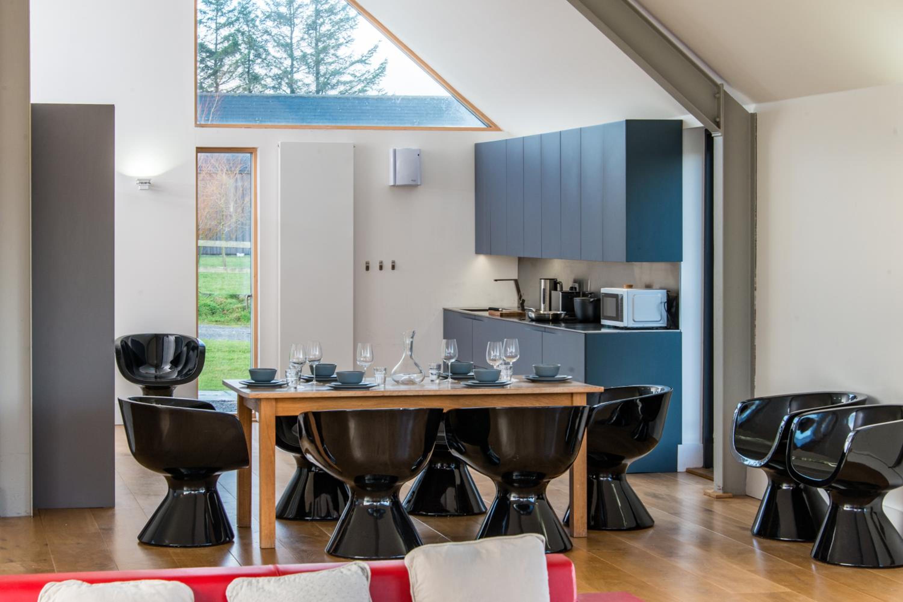 The Den, Architect Designed Barn, Beautiful Location