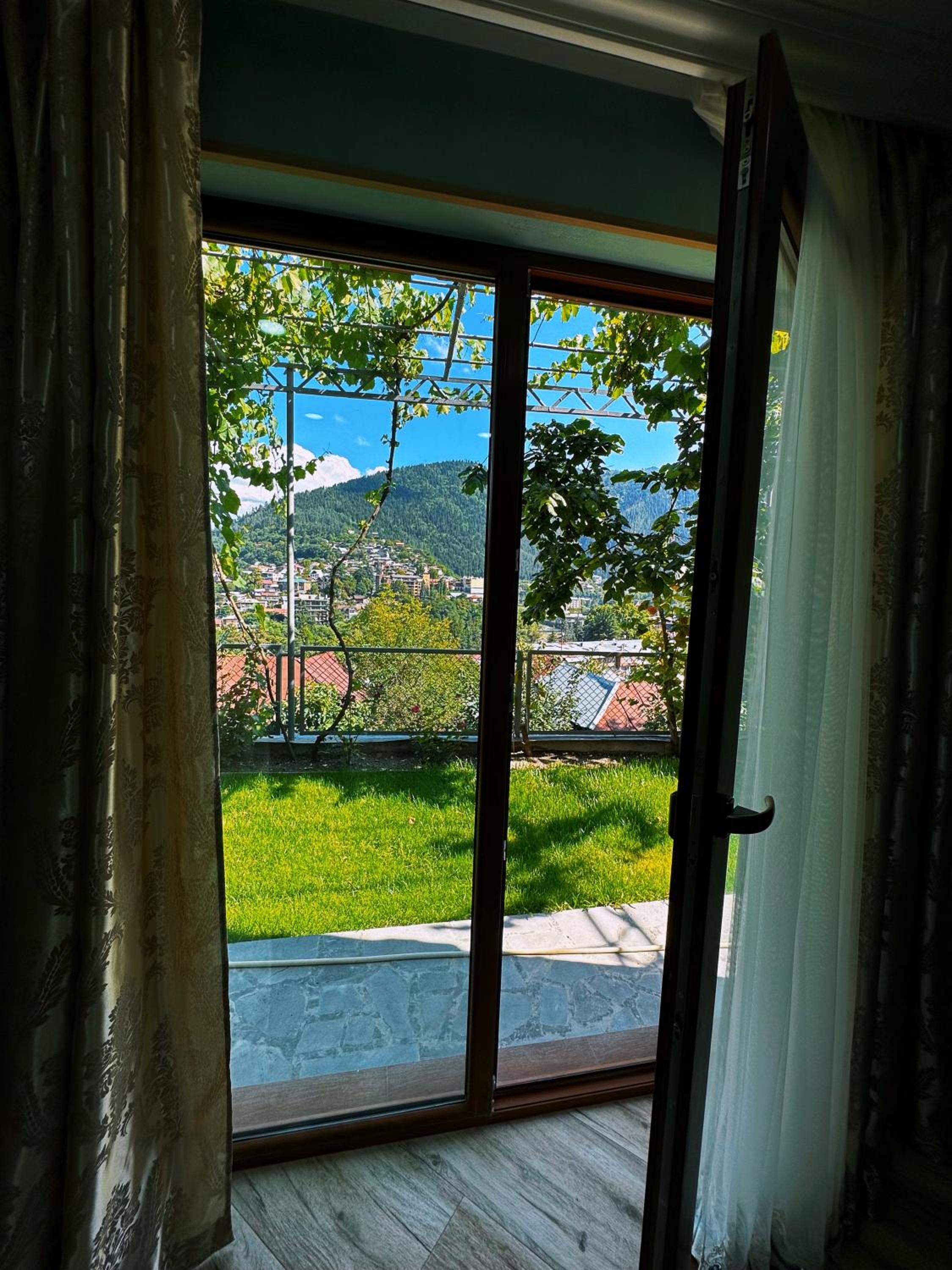 Photo 17
