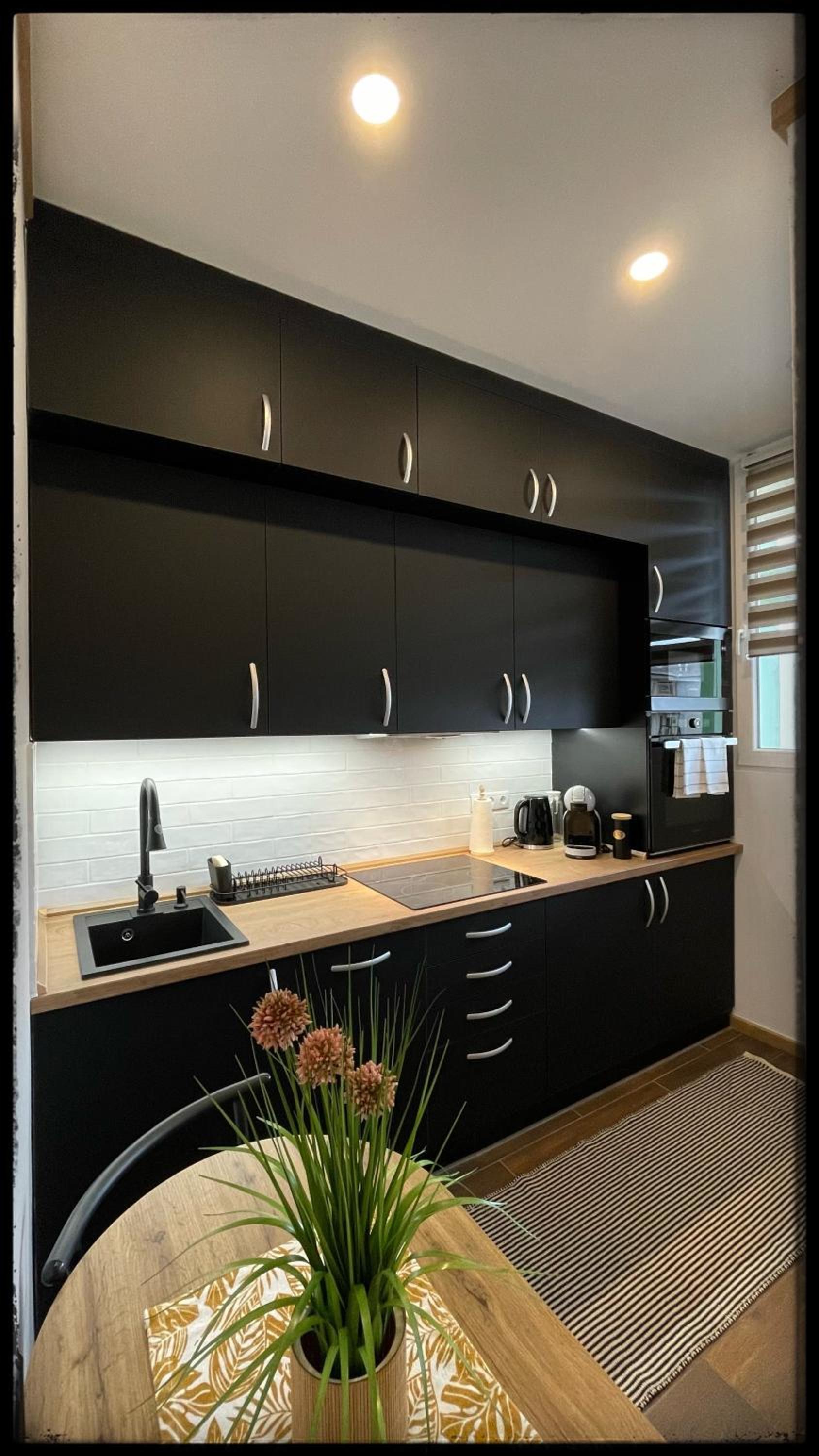 Good Knight Apartman