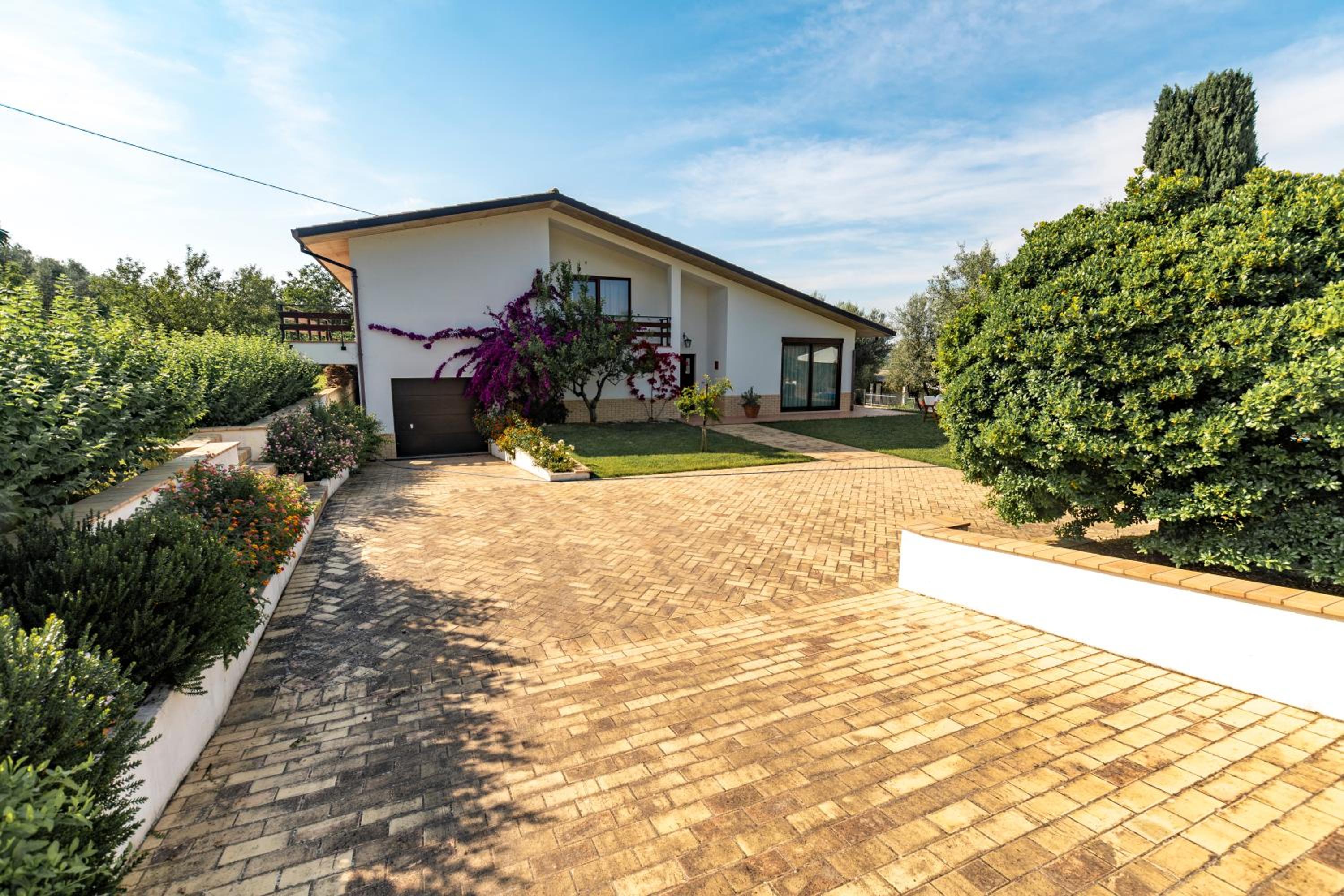 Villa Ninetta view 3